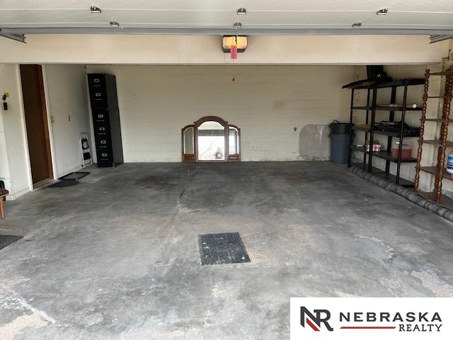 9406 Parker Street, Omaha, Nebraska image 24