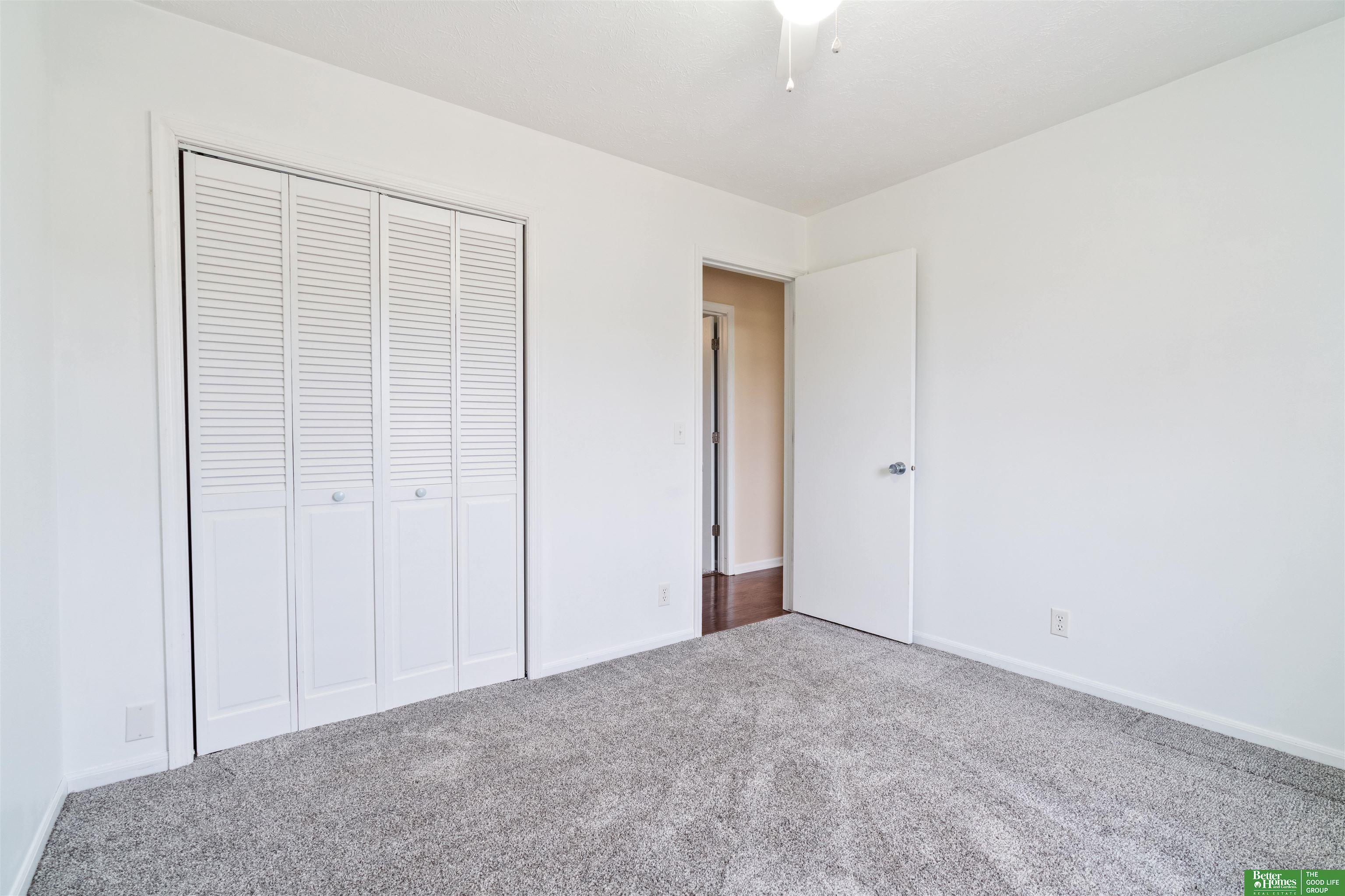 108 Summerset Drive, Papillion, Nebraska image 12