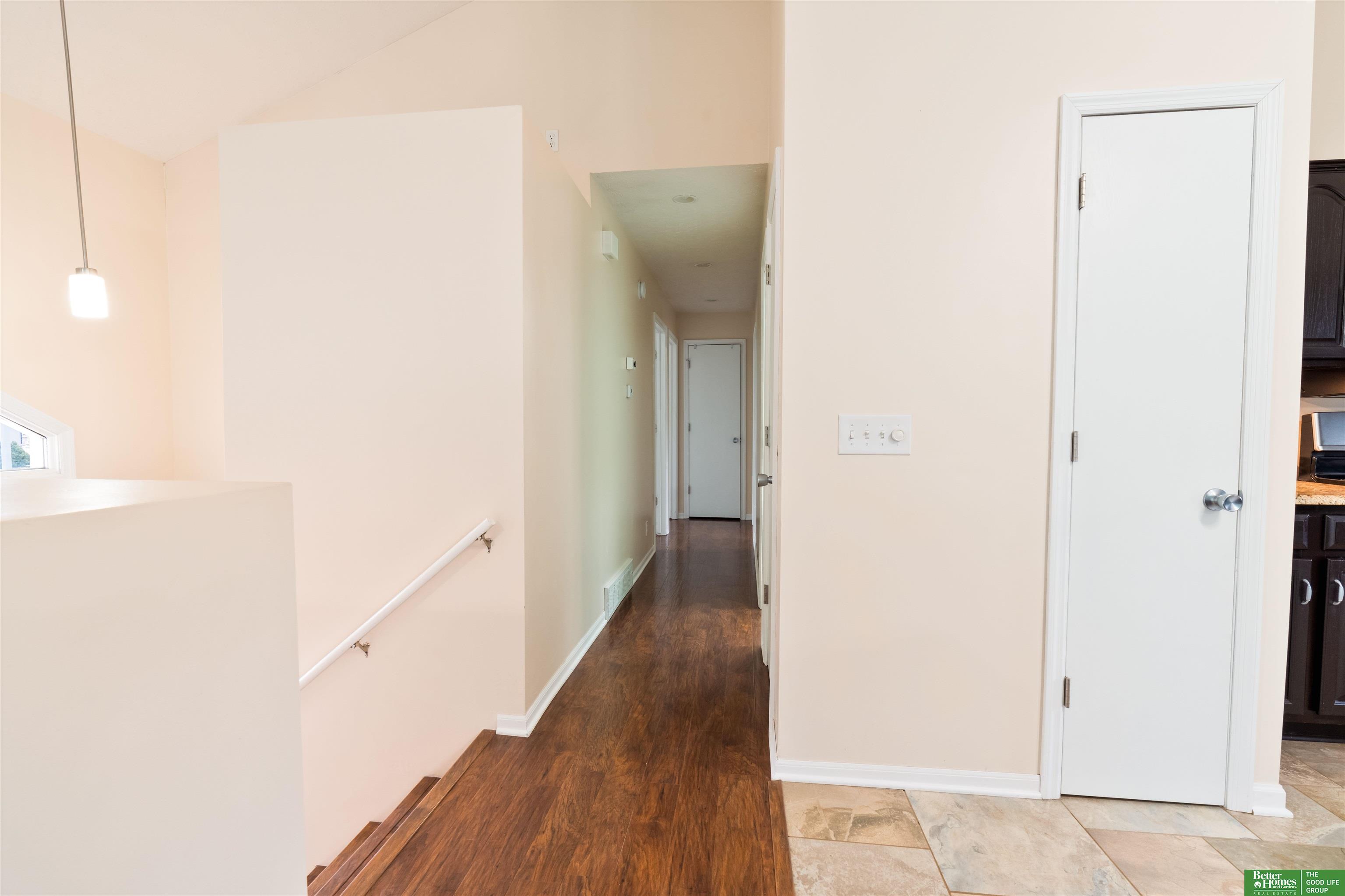 108 Summerset Drive, Papillion, Nebraska image 9