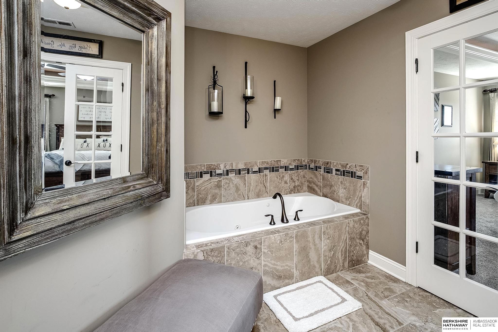 1809 S 220th Avenue, Omaha, Nebraska image 26