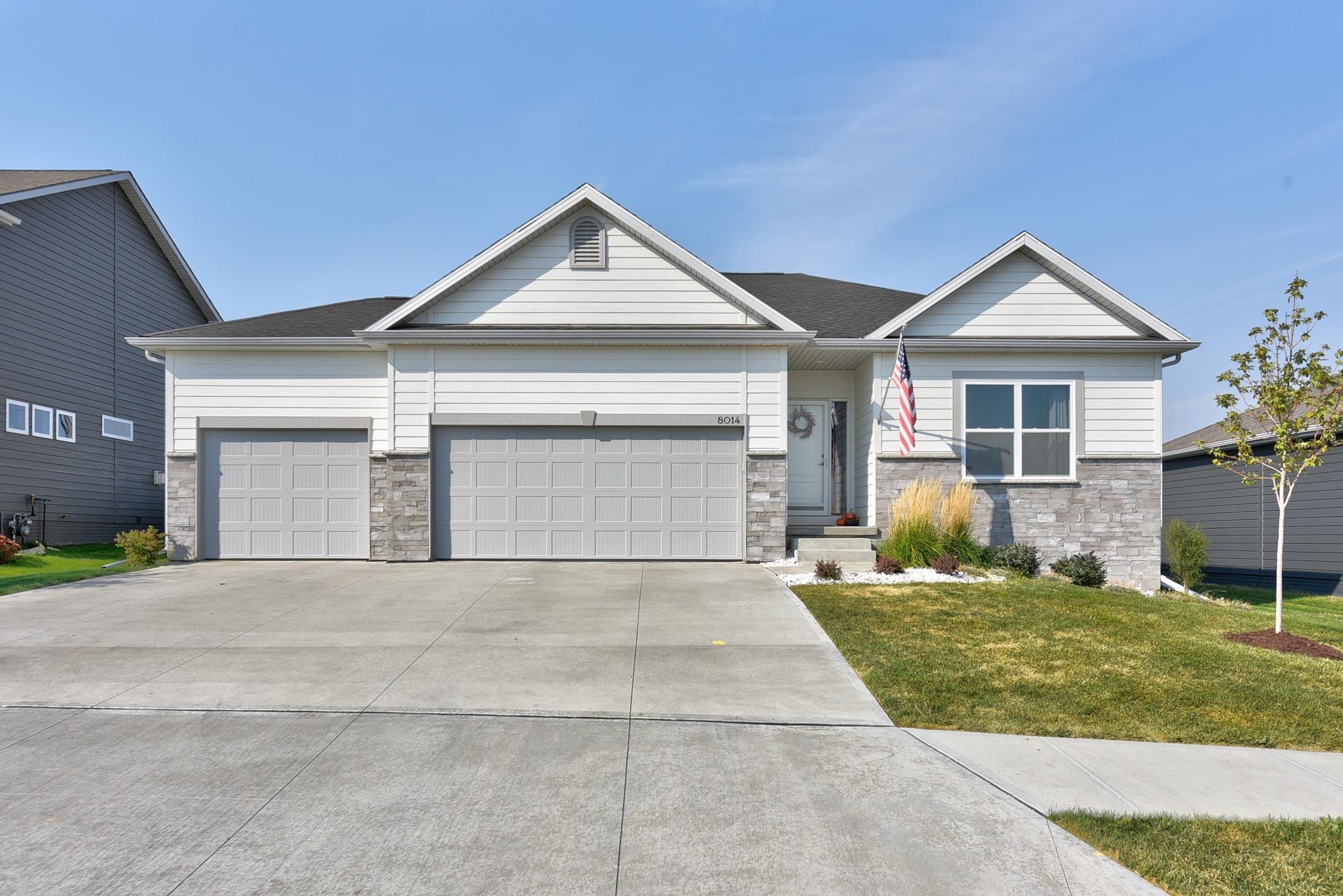 8014 N 167th Avenue, Bennington, Nebraska image 1