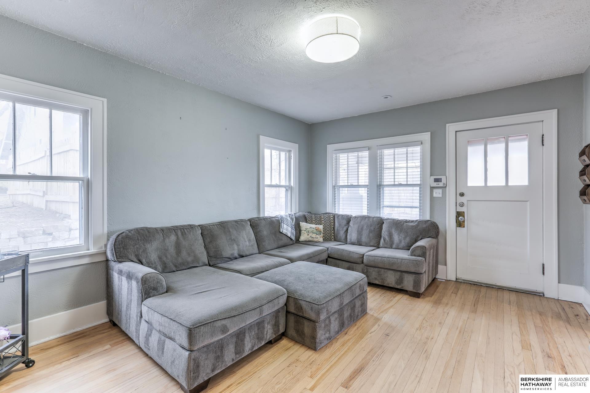 4312 Davenport Street, Omaha, Nebraska image 5