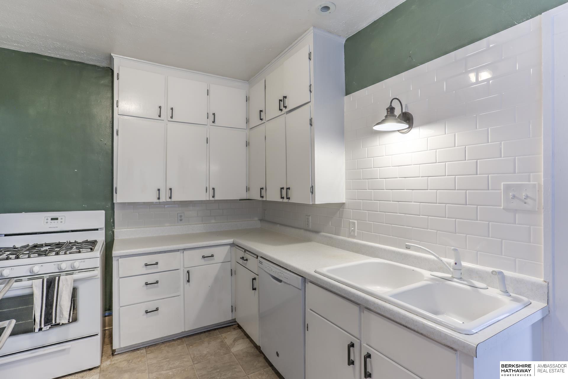 4312 Davenport Street, Omaha, Nebraska image 6