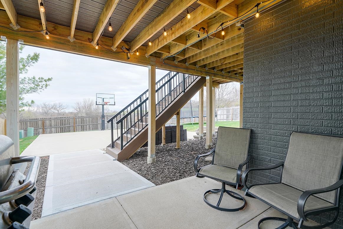 15366 Curtis Avenue, Omaha, Nebraska image 32