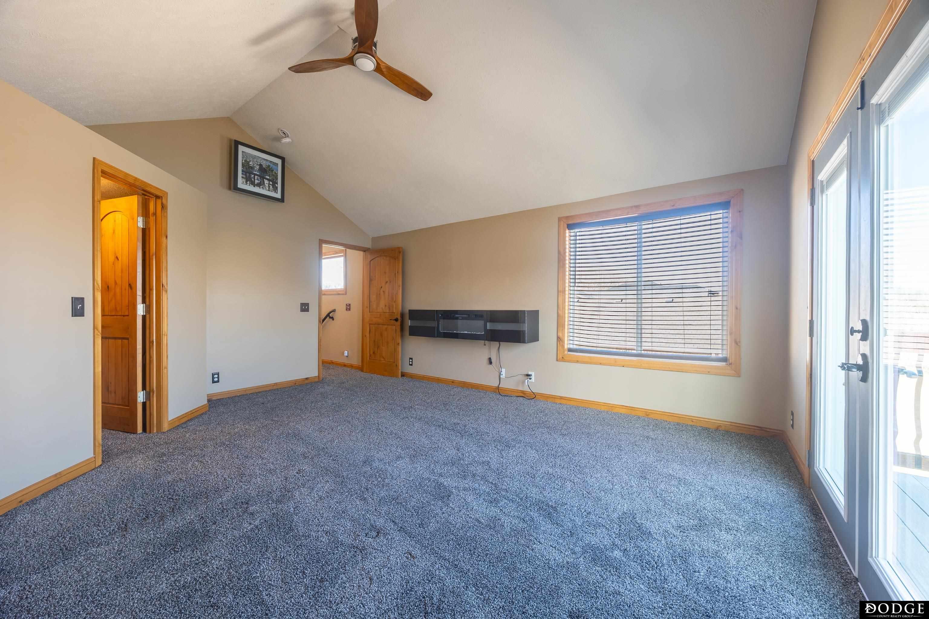 T1031 S. Lake Shore Drive, Fremont, Nebraska image 17