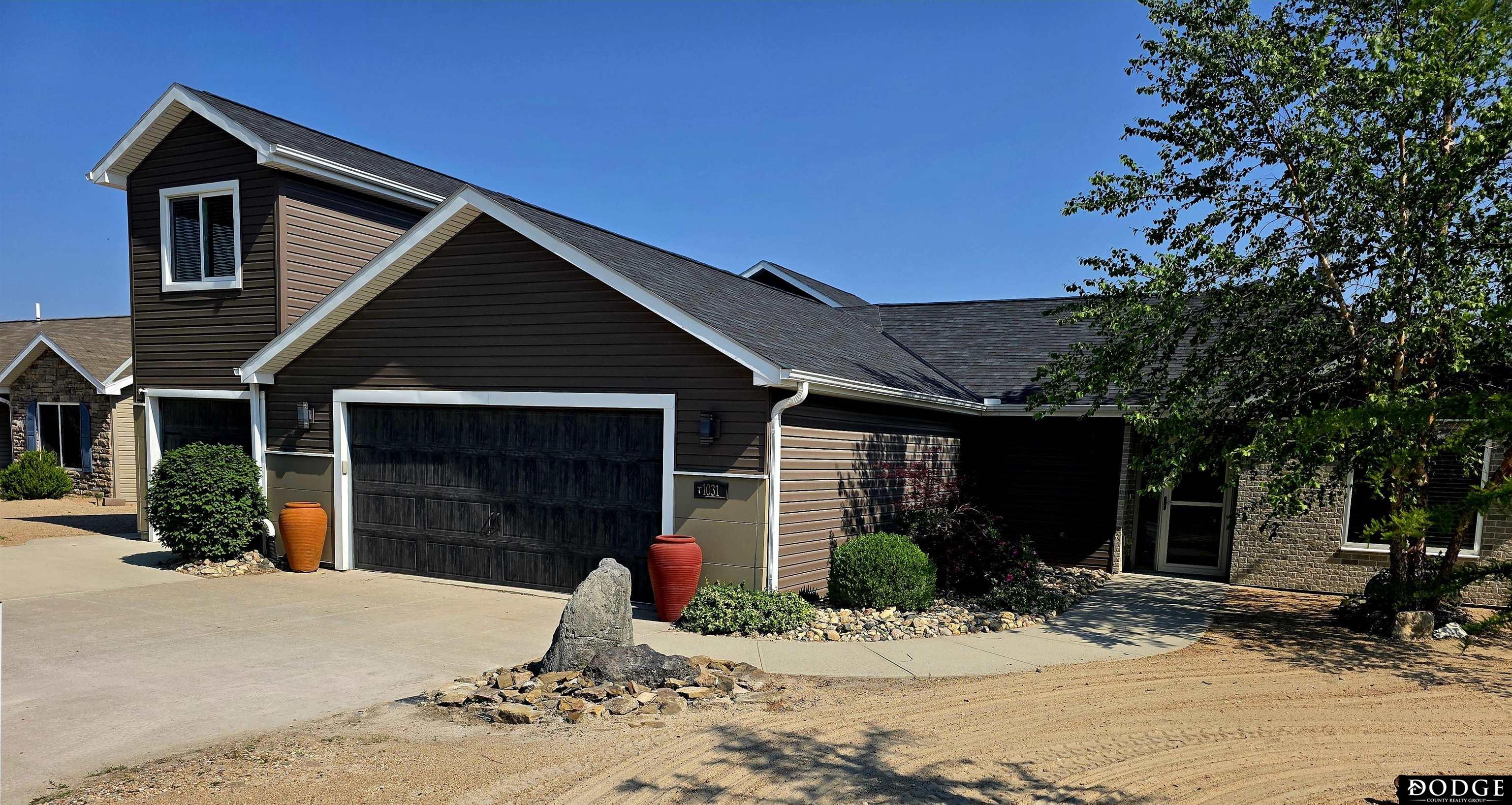 T1031 S. Lake Shore Drive, Fremont, Nebraska image 3