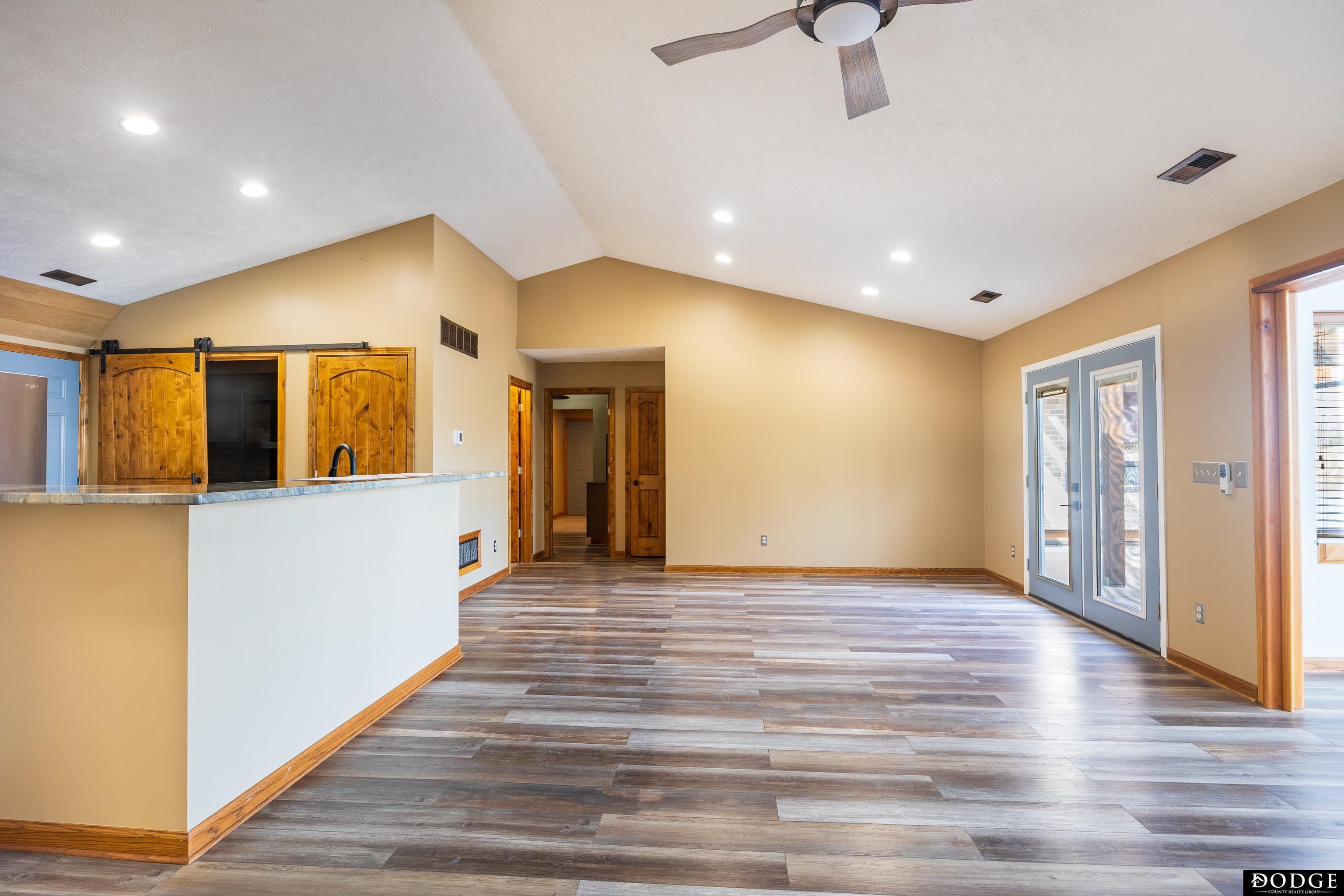 T1031 S. Lake Shore Drive, Fremont, Nebraska image 23