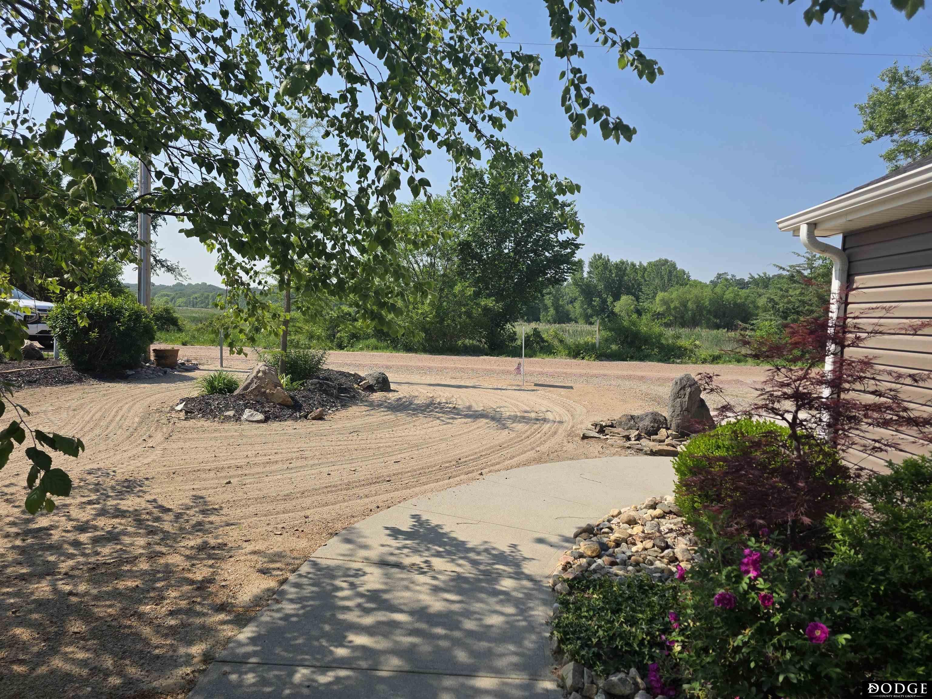 T1031 S. Lake Shore Drive, Fremont, Nebraska image 4