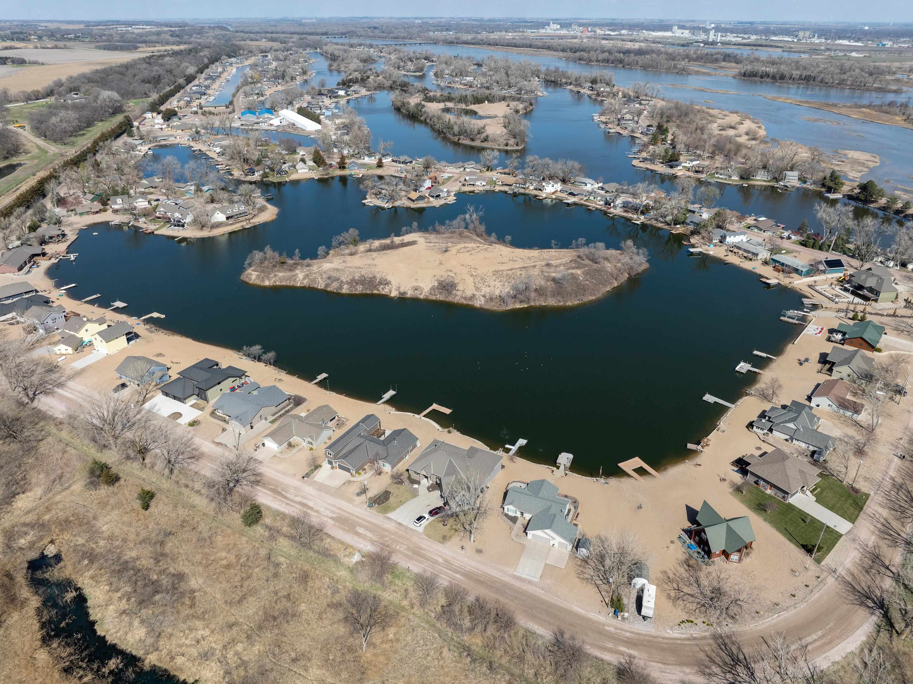 T1031 S. Lake Shore Drive, Fremont, Nebraska image 31