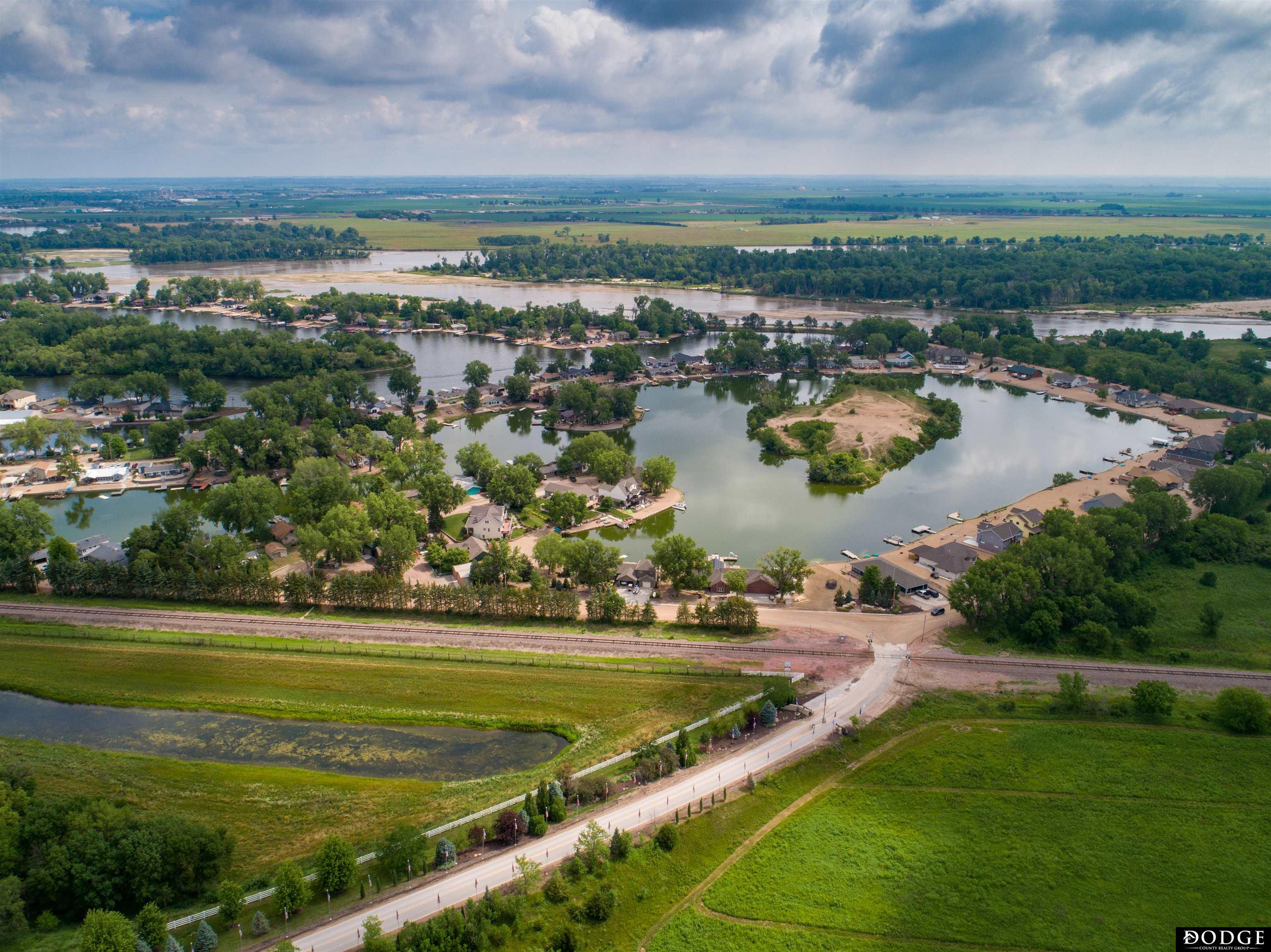 T1031 S. Lake Shore Drive, Fremont, Nebraska image 32