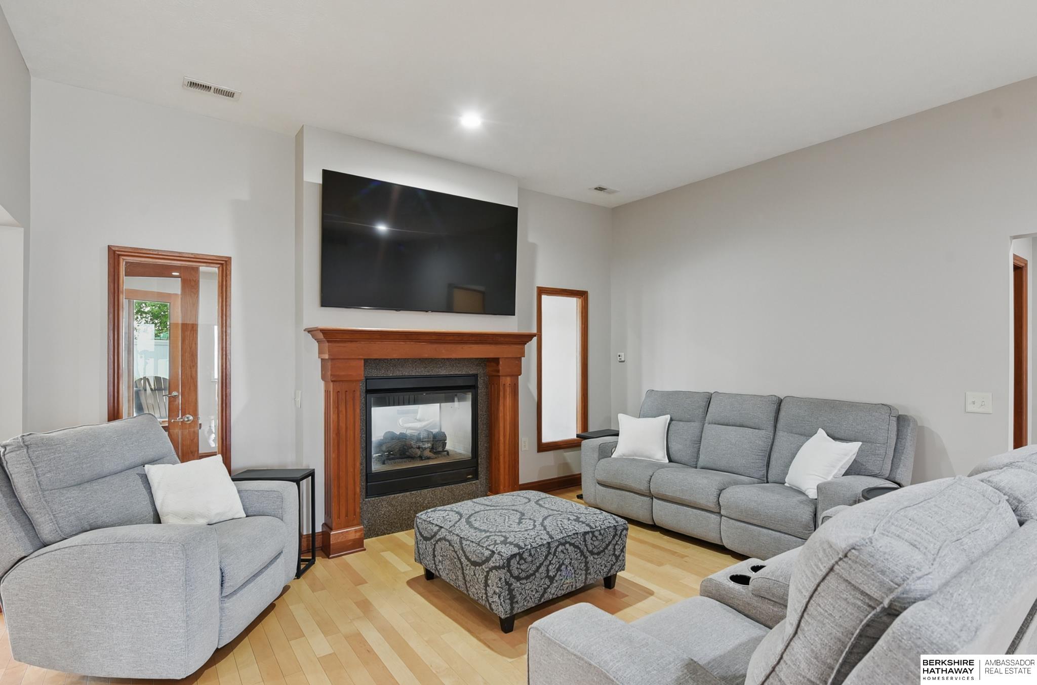 8153 Swallowtail Street, Papillion, Nebraska image 9