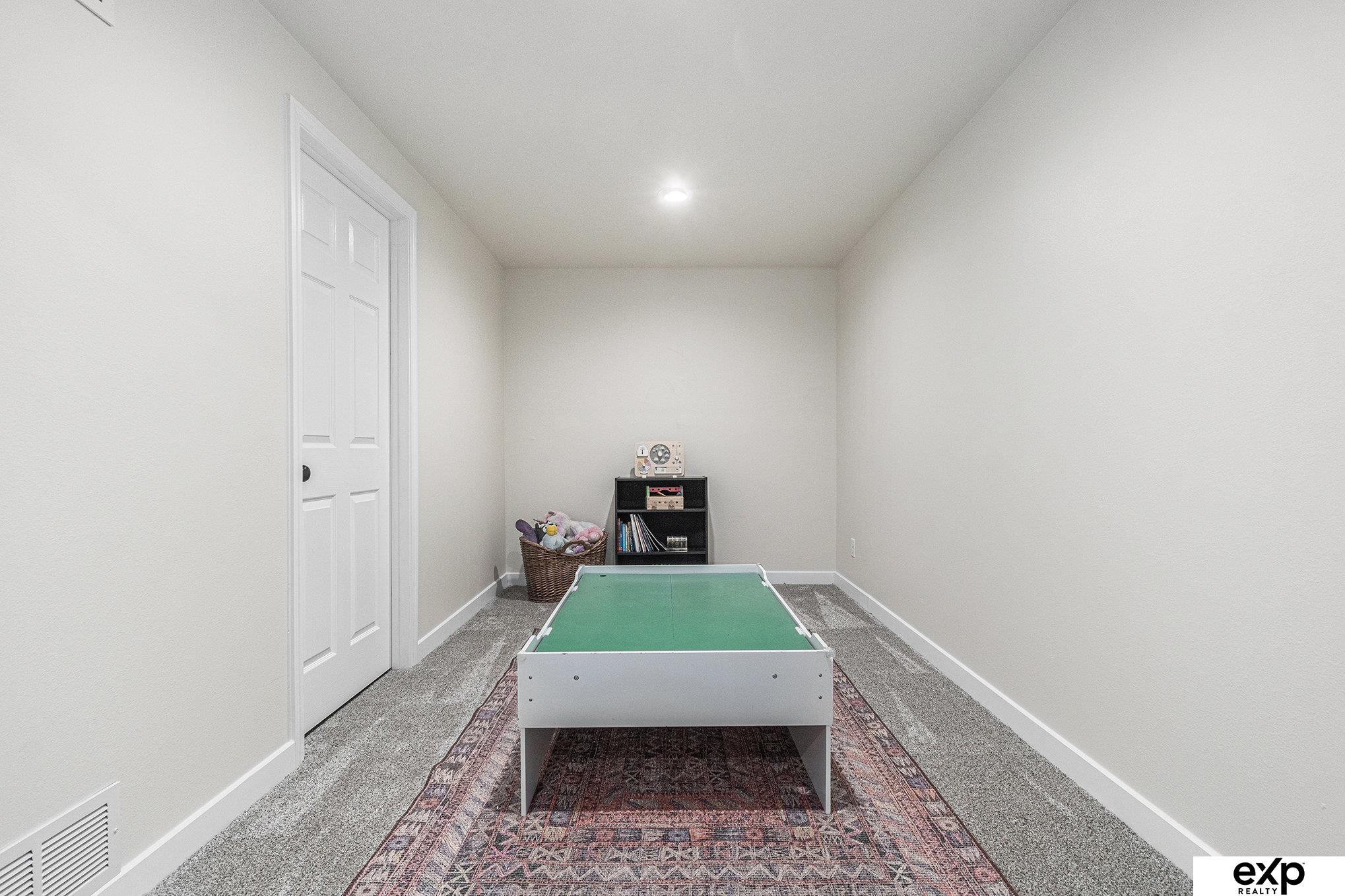 7734 N 107 Avenue, Omaha, Nebraska image 33