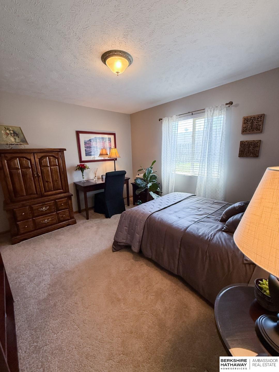 15929 Gold Circle, Omaha, Nebraska image 12