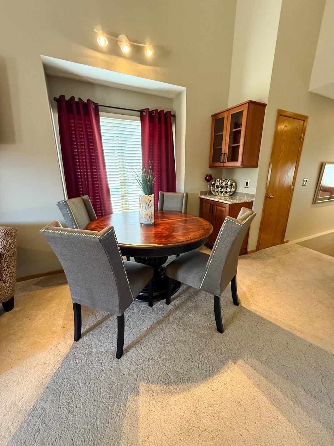 15929 Gold Circle, Omaha, Nebraska image 6