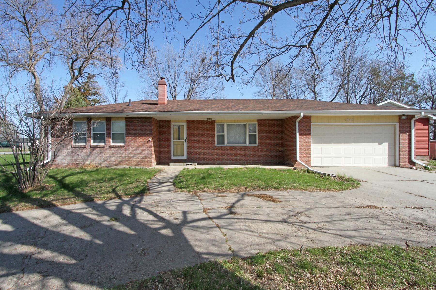 9040 W Denton Road, Denton, Nebraska image 2