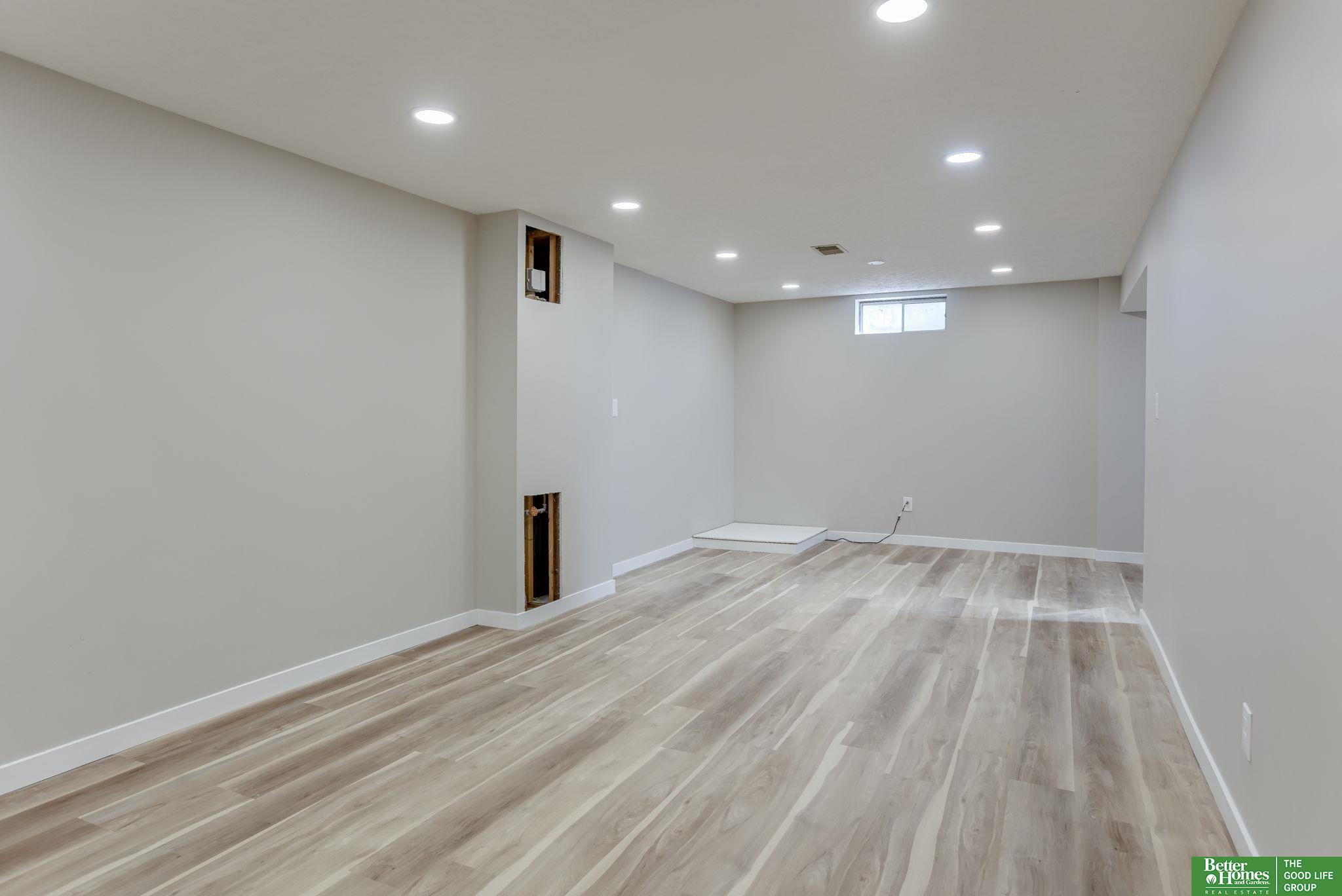 4313 N 101 Street, Omaha, Nebraska image 38
