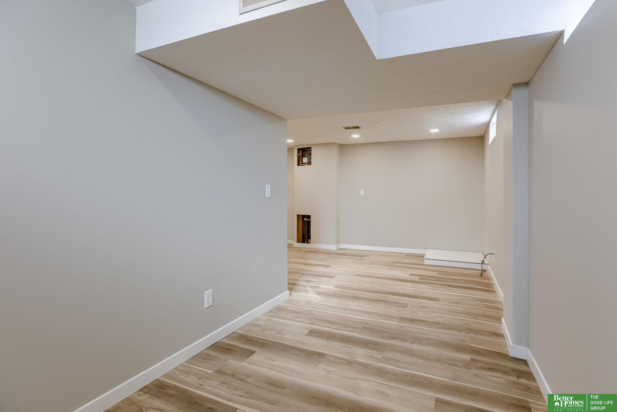 4313 N 101 Street, Omaha, Nebraska image 41