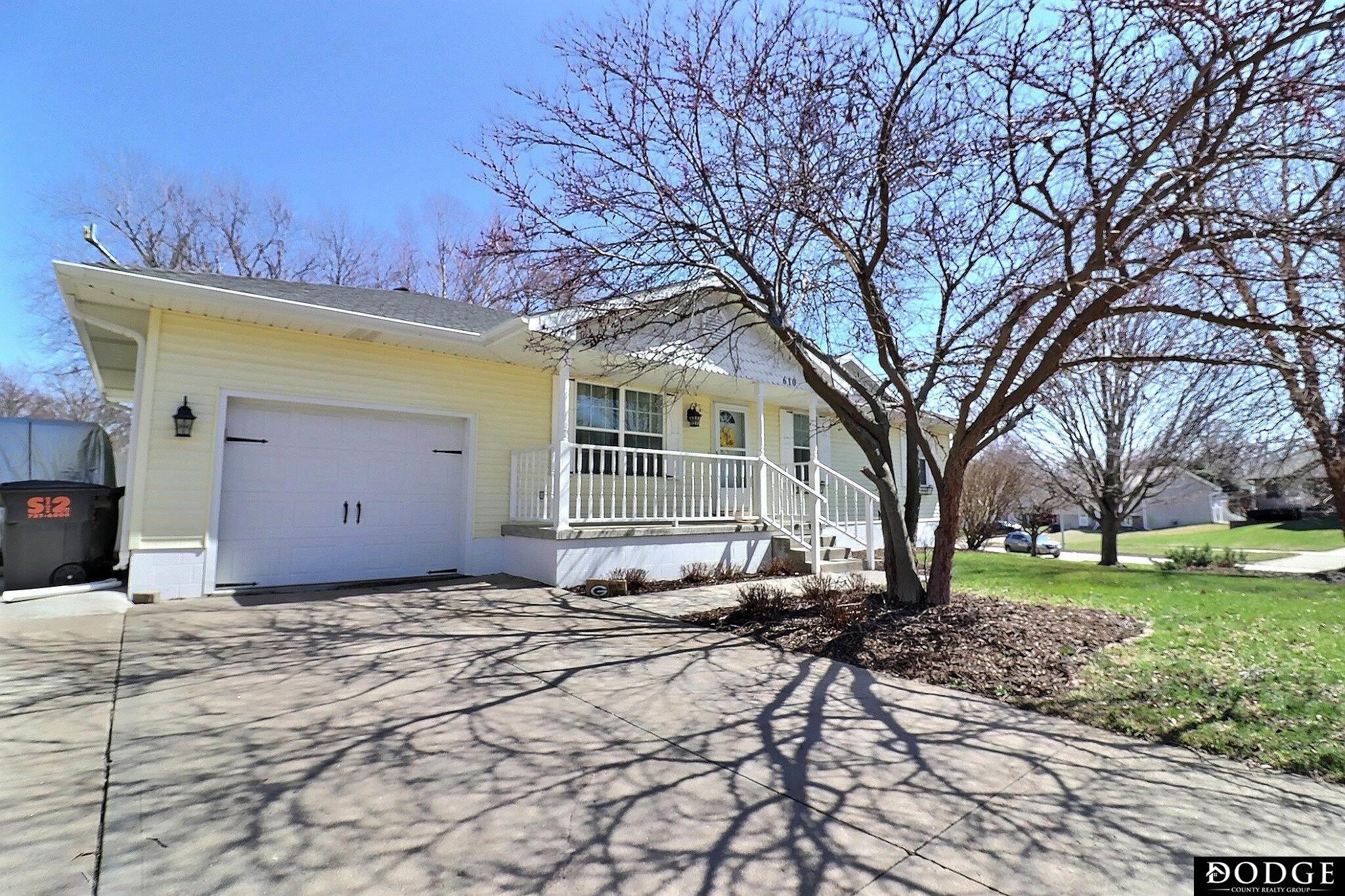 610 N 14th Street, Arlington, Nebraska image 1