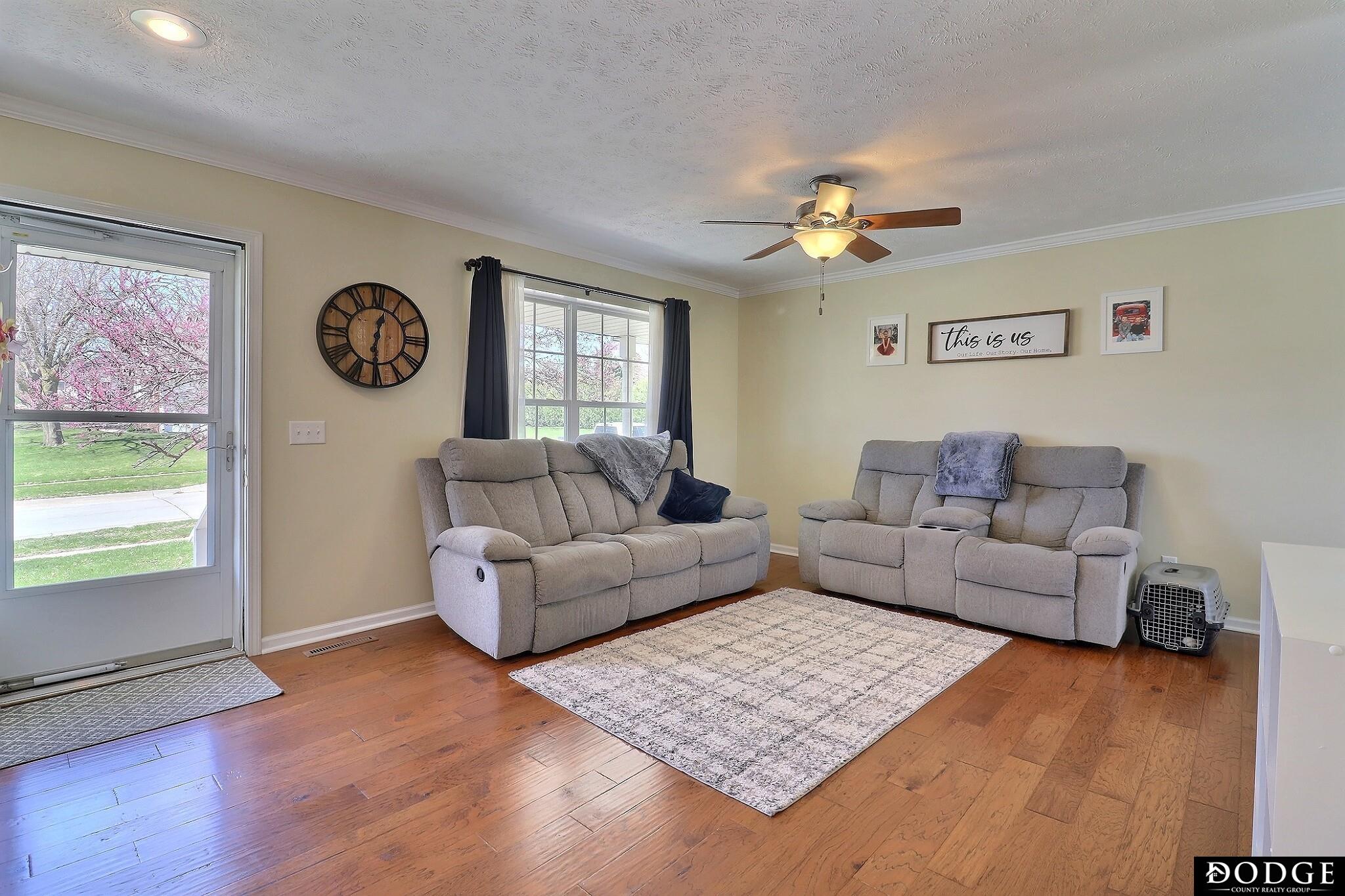 610 N 14th Street, Arlington, Nebraska image 2