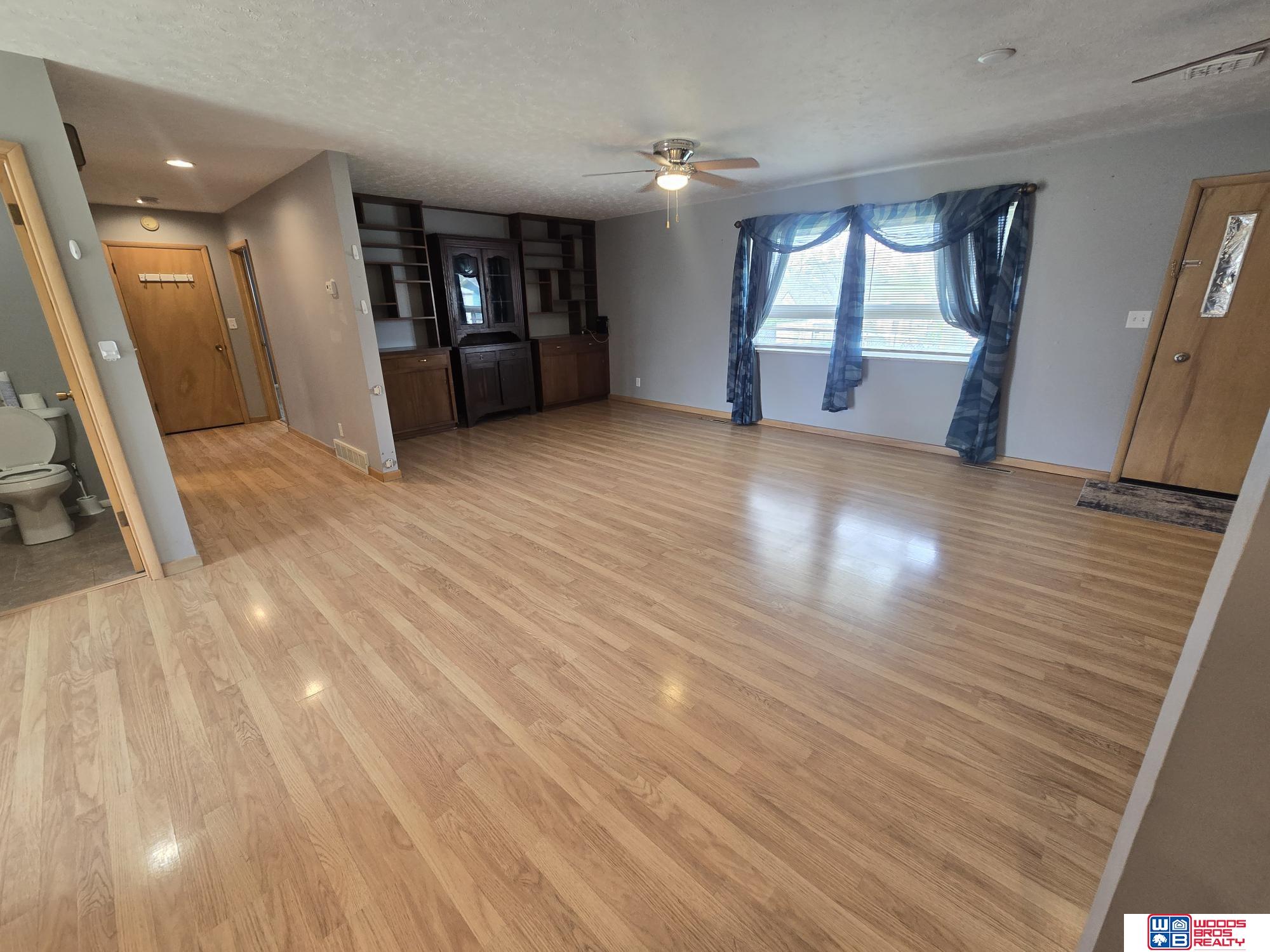 1313 H Street, Fairbury, Nebraska image 2
