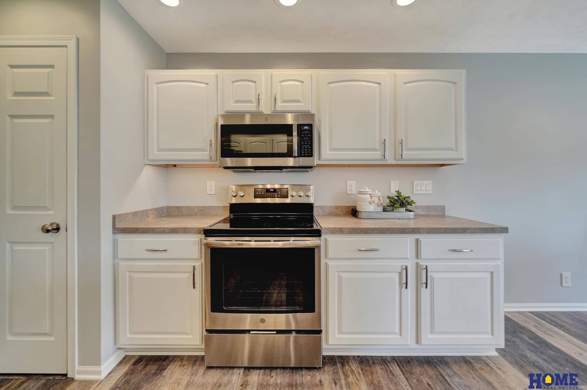 1721 Plainview Avenue, Seward, Nebraska image 28