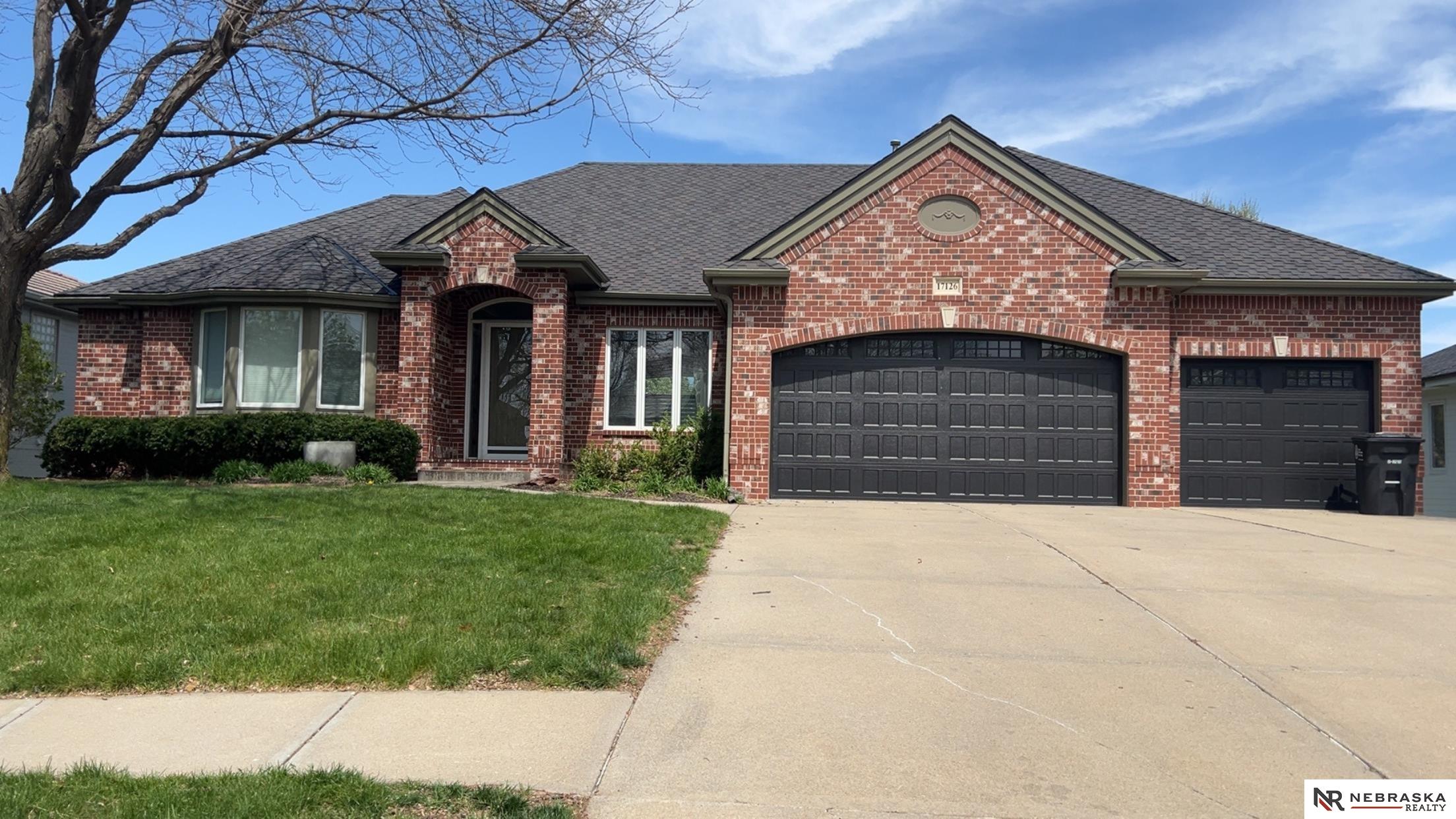 17126 Douglas Street, Omaha NE 68118