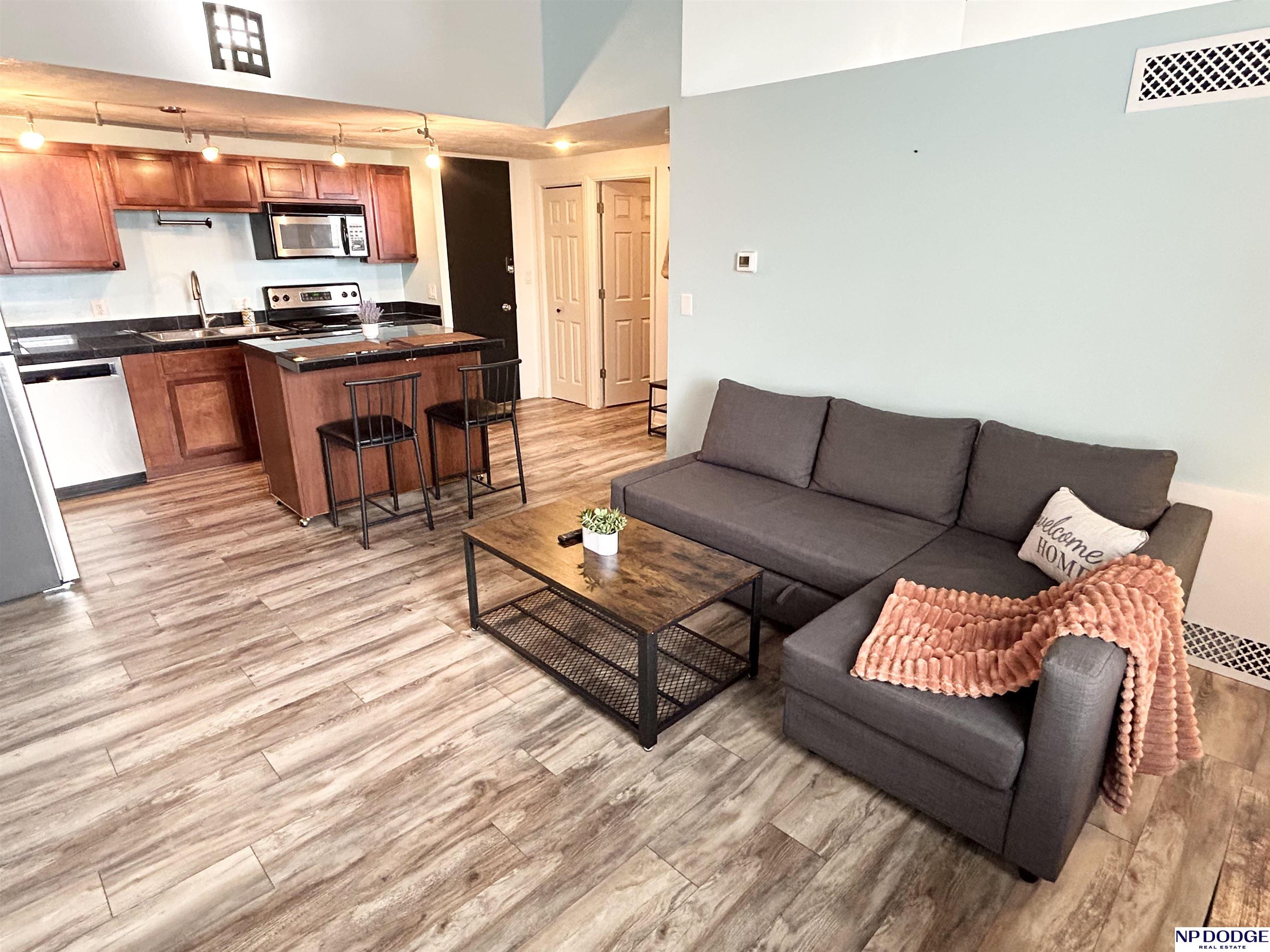 105 N 31 Avenue #804, Omaha, Nebraska image 1