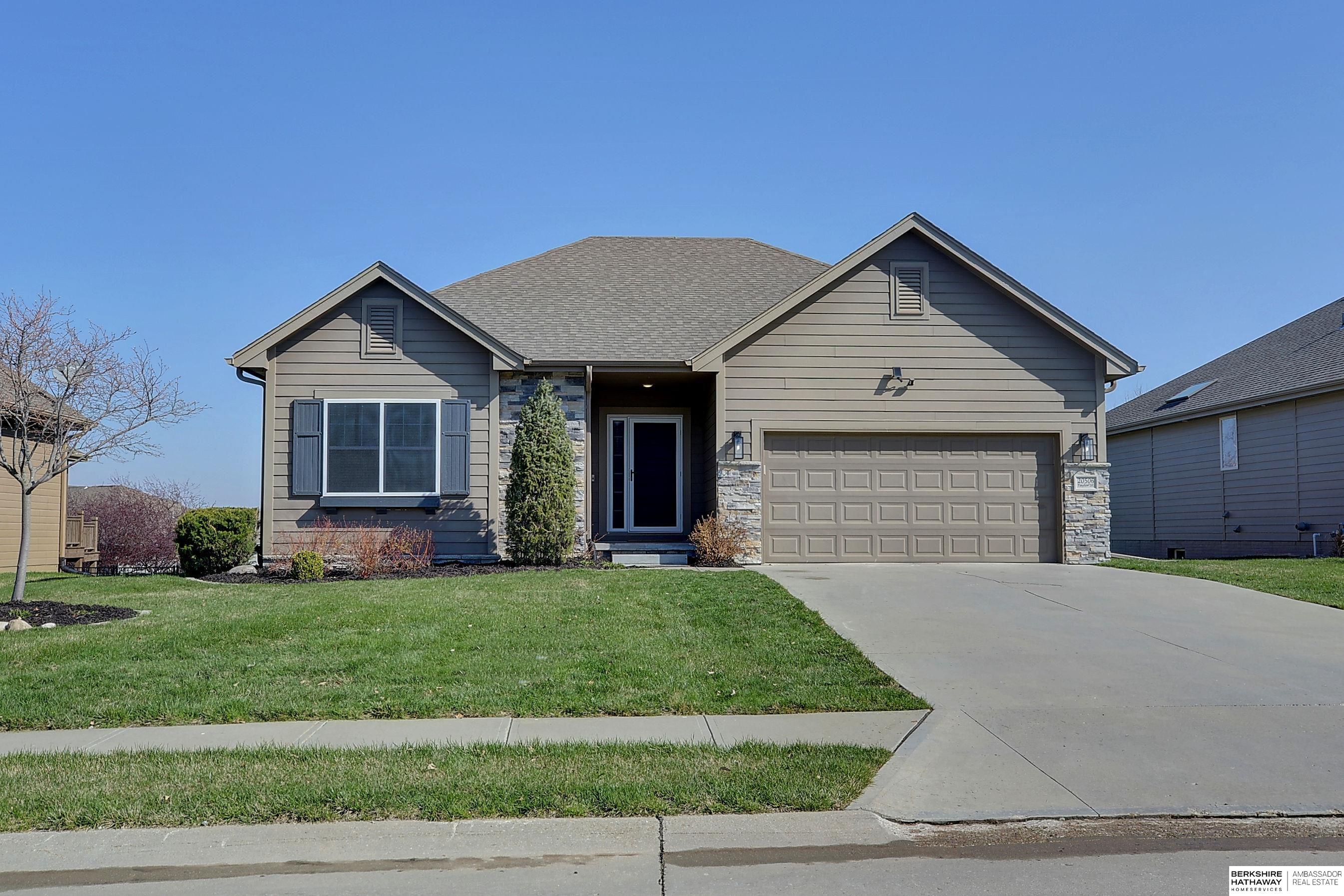 20506 Taylor Street, Omaha, Nebraska image 1