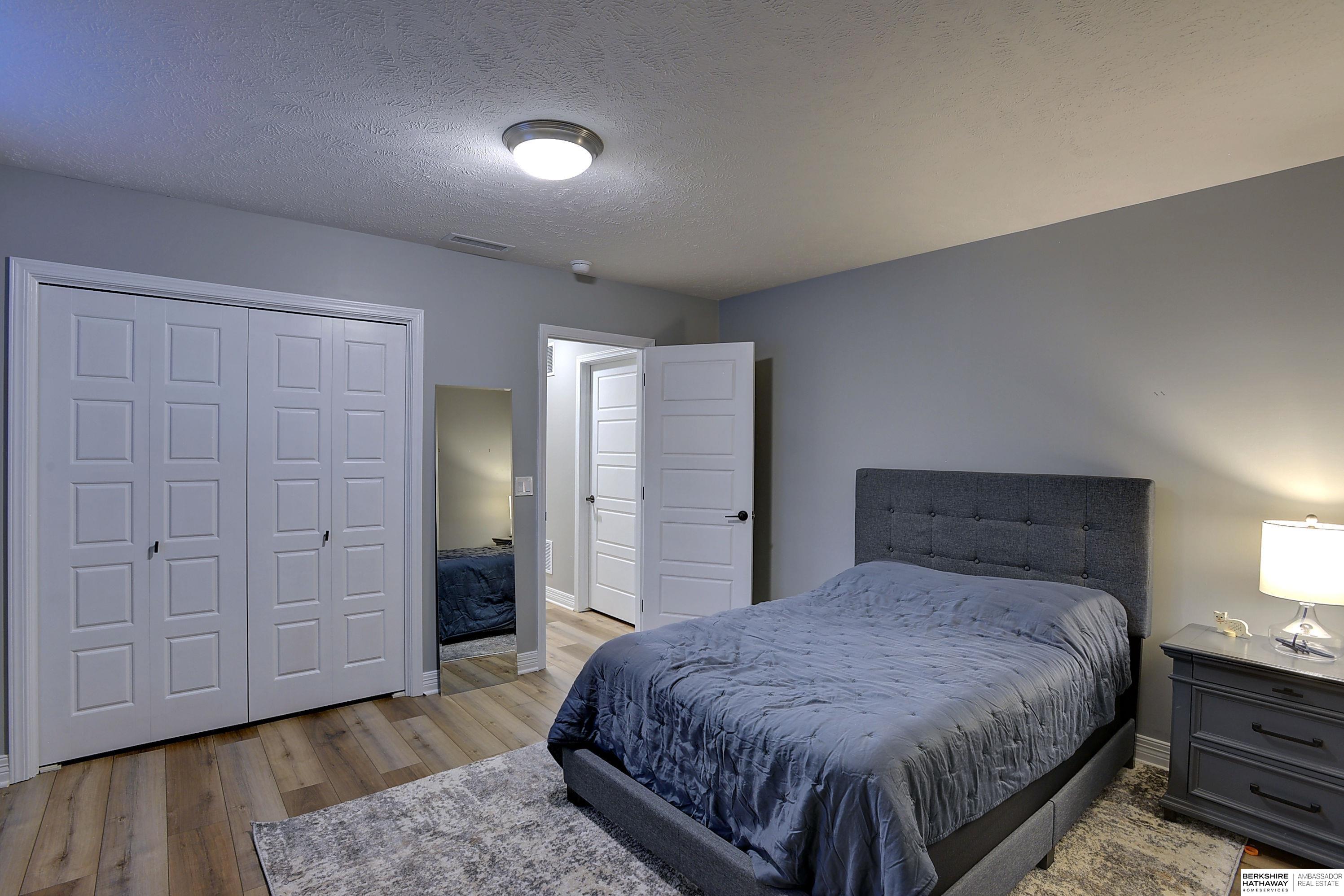 20506 Taylor Street, Omaha, Nebraska image 21