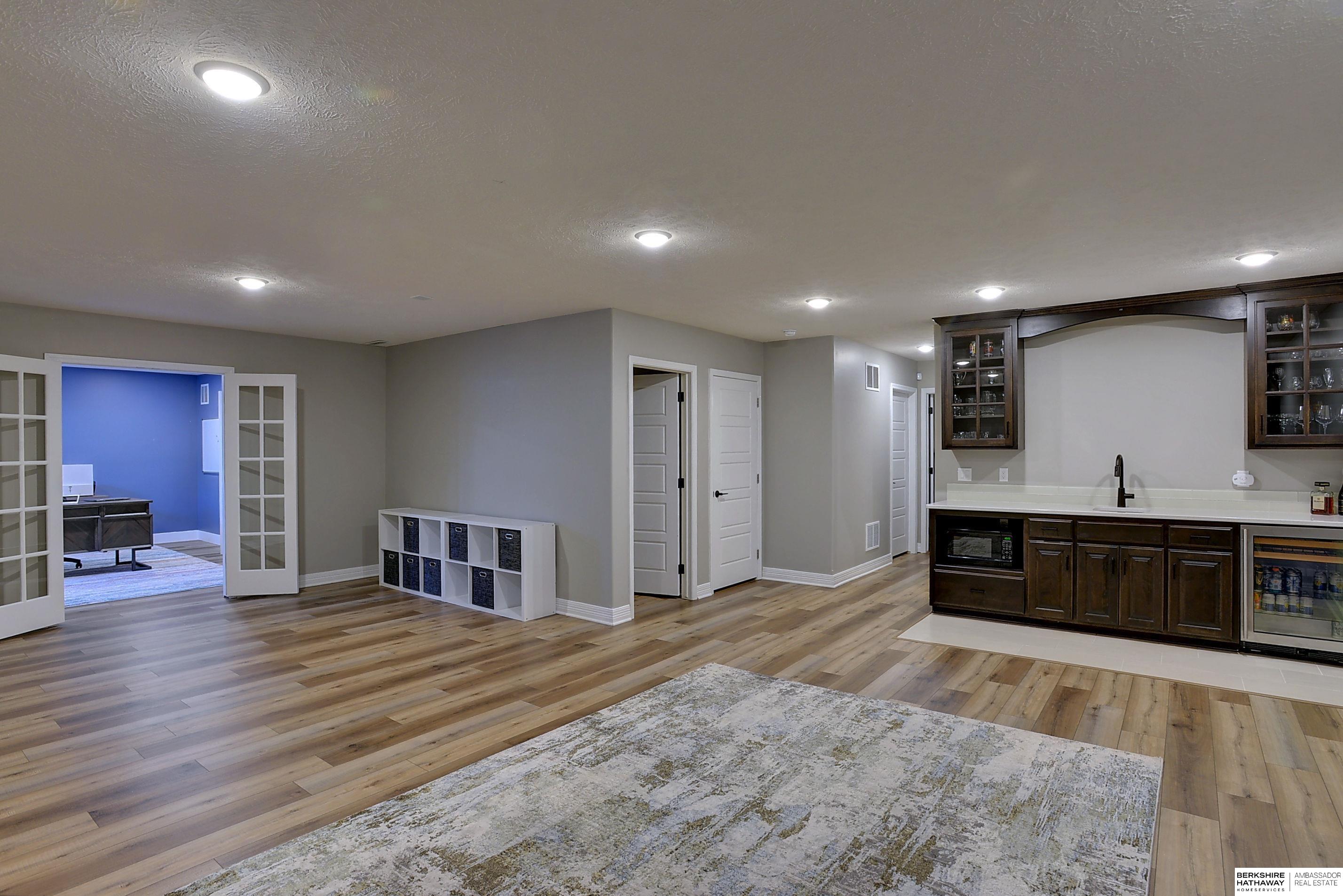 20506 Taylor Street, Omaha, Nebraska image 25