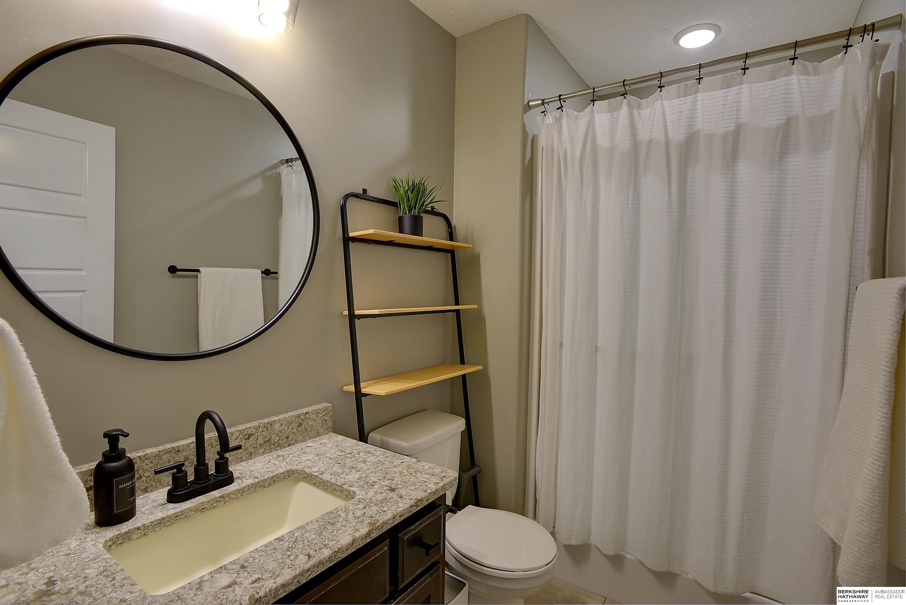 20506 Taylor Street, Omaha, Nebraska image 27
