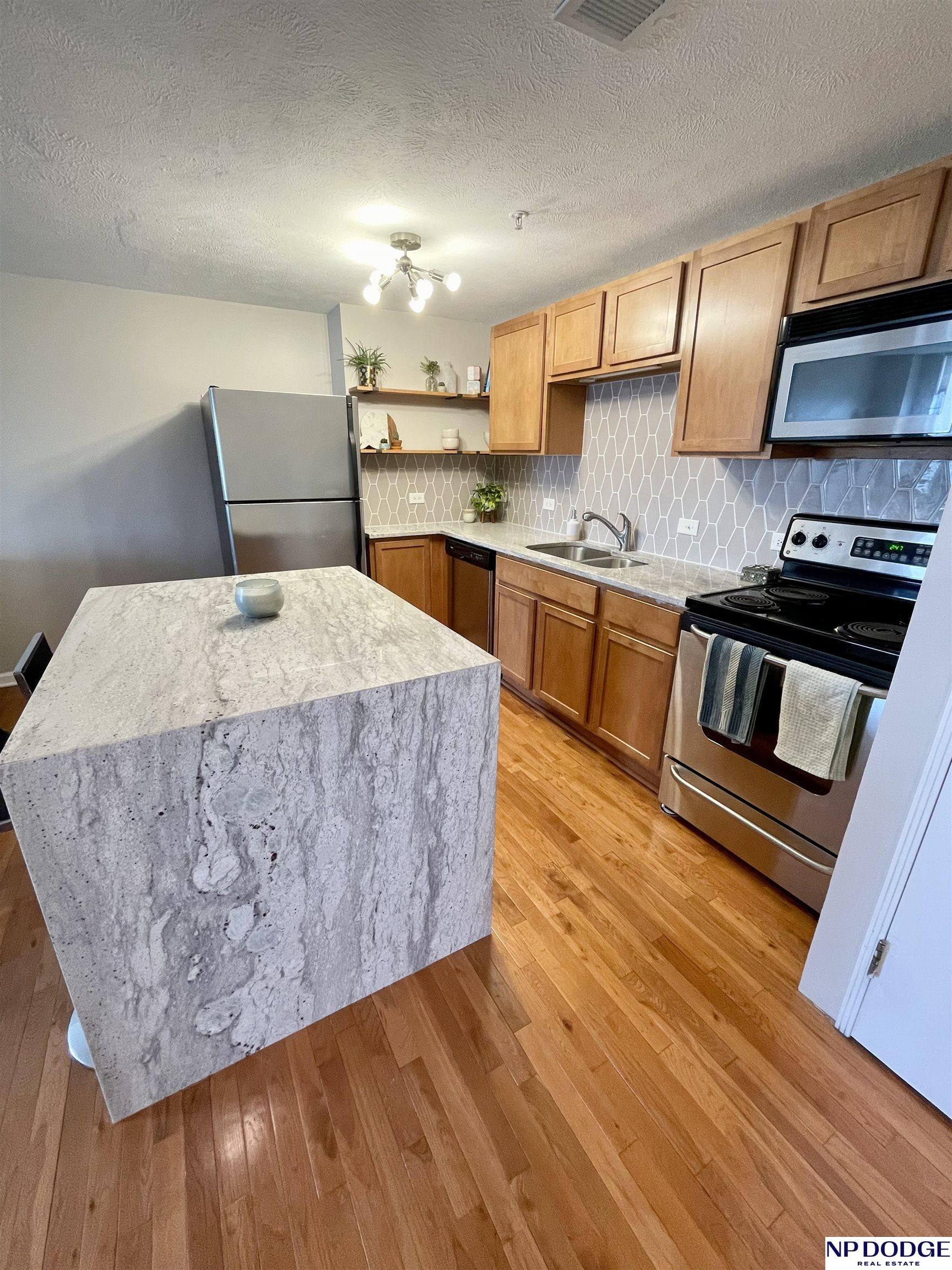 105 N 31 Avenue #607, Omaha, Nebraska image 1