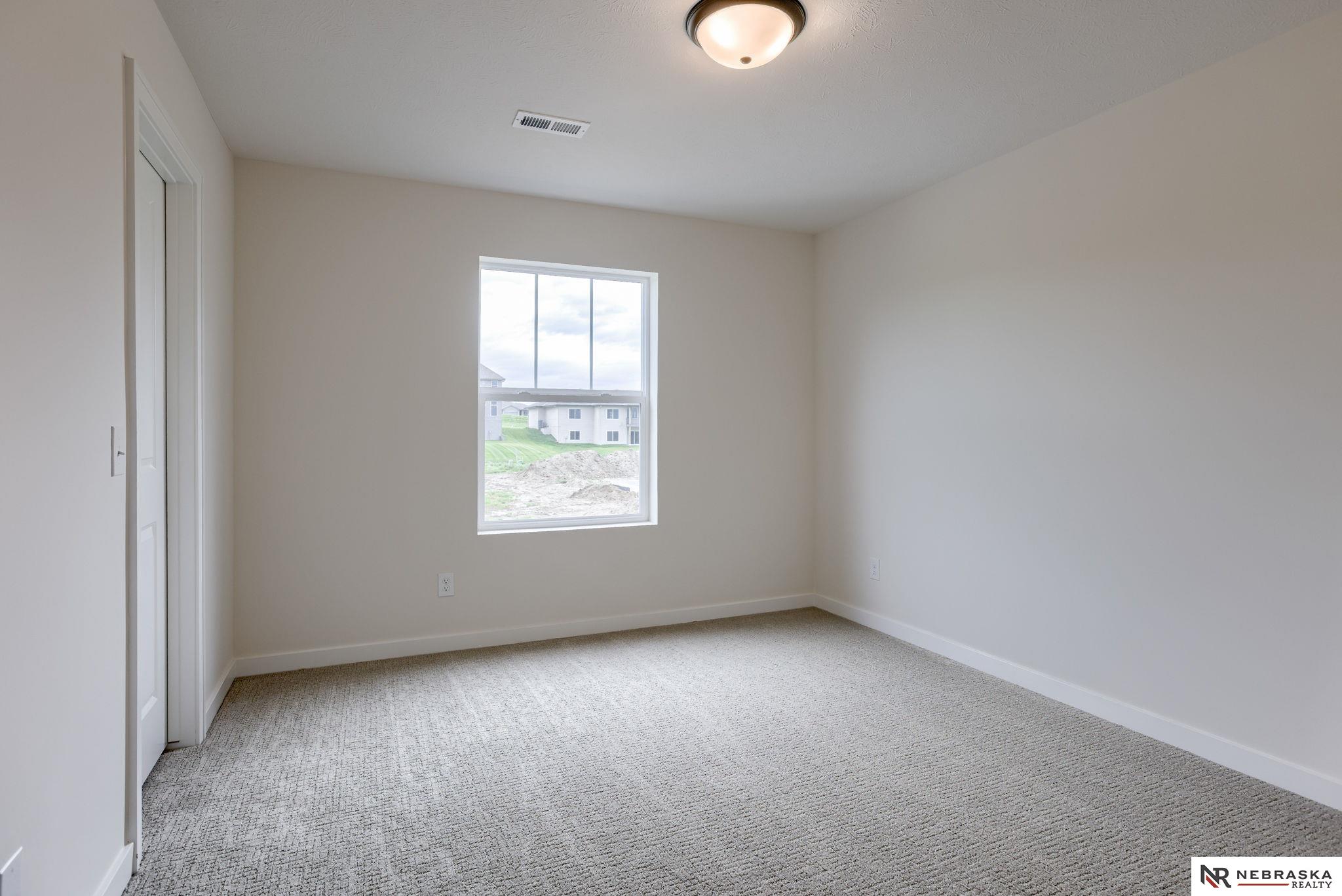 11014 N 161 Street, Bennington, Nebraska image 28