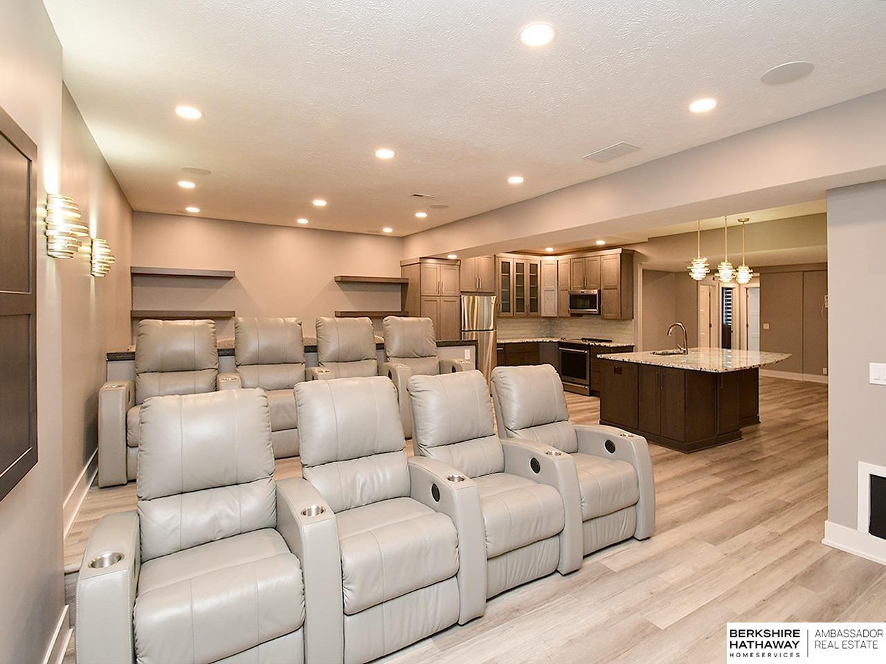 17622 Adams Circle, Omaha, Nebraska image 22