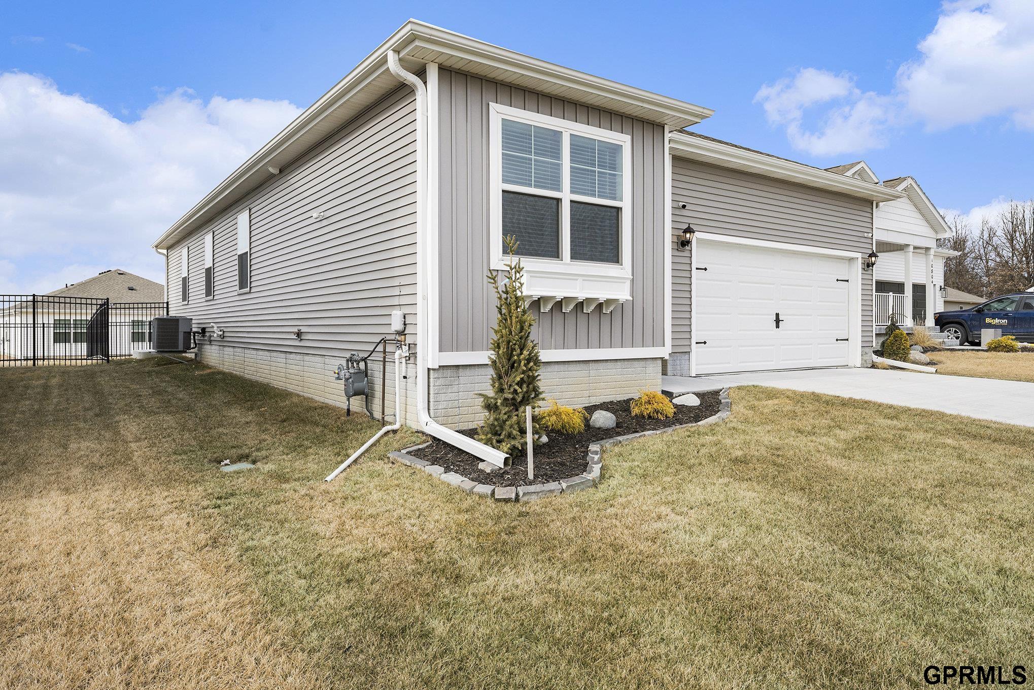 10808 S 177th Street, Omaha, Nebraska image 2