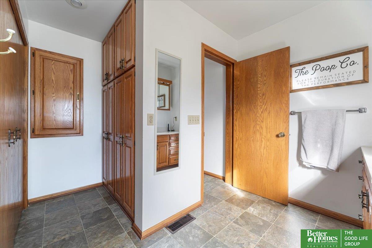 512 N Chestnut Street, Avoca, Iowa image 25