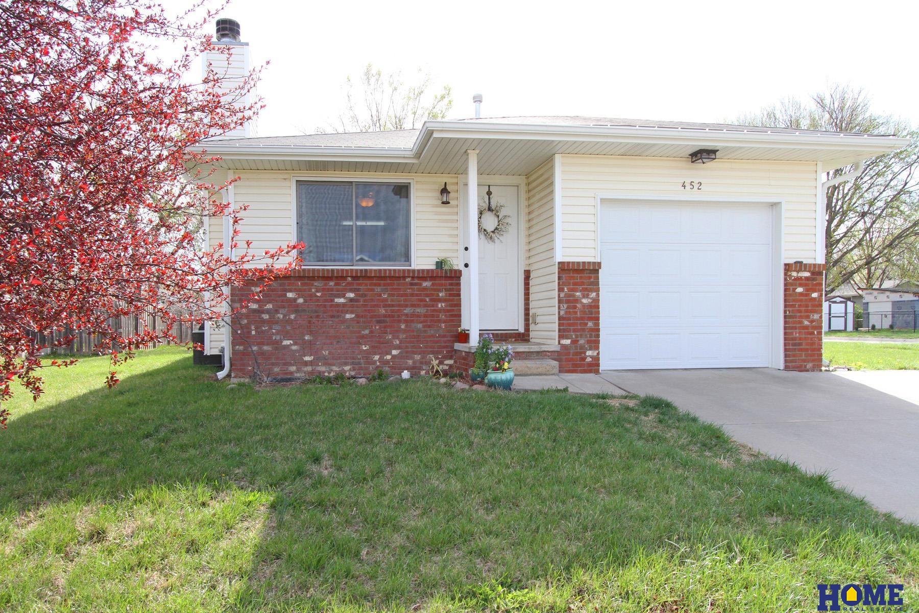 452 11th Street, Eagle, Nebraska image 1