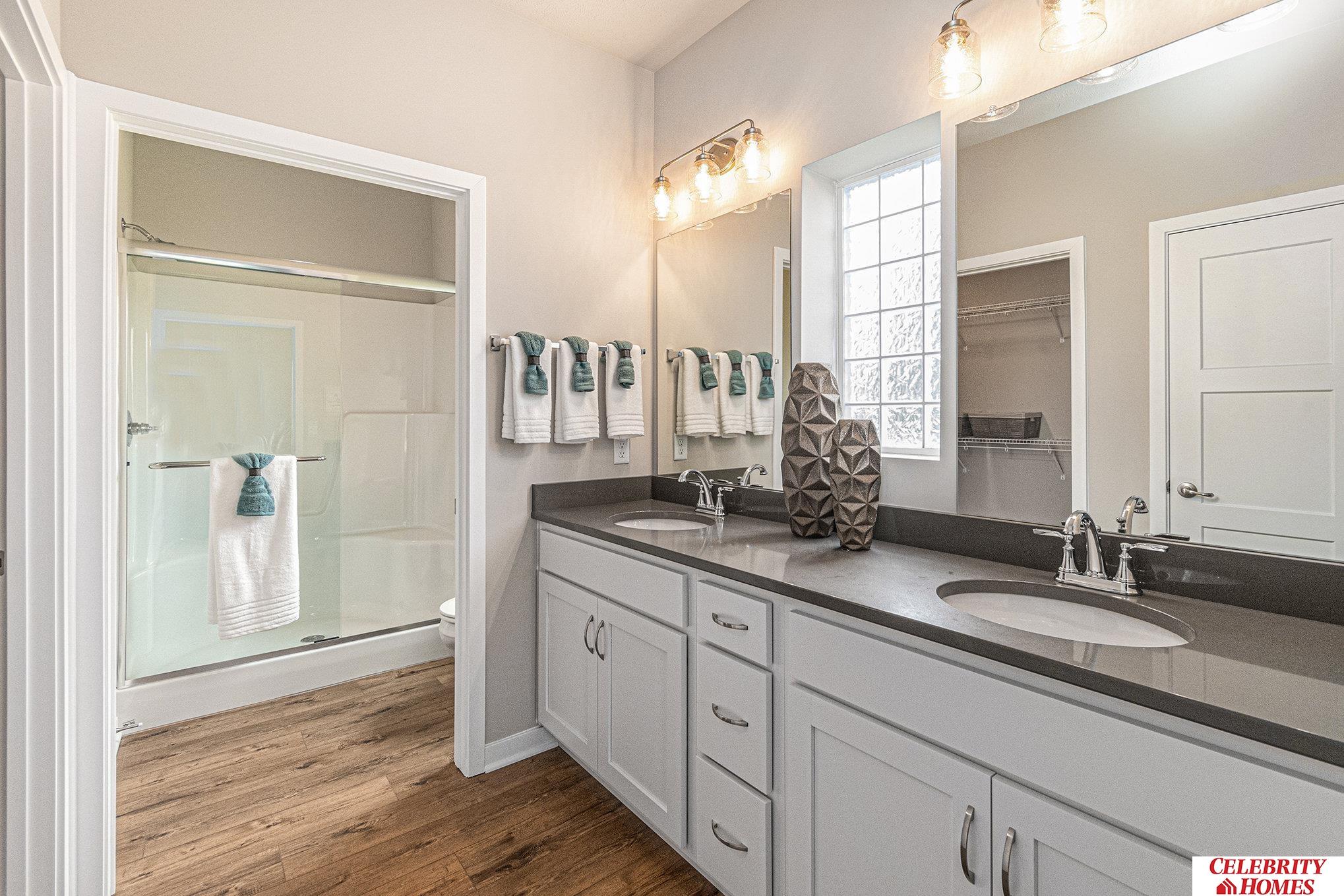 10569 Port Royal Drive, Papillion, Nebraska image 25