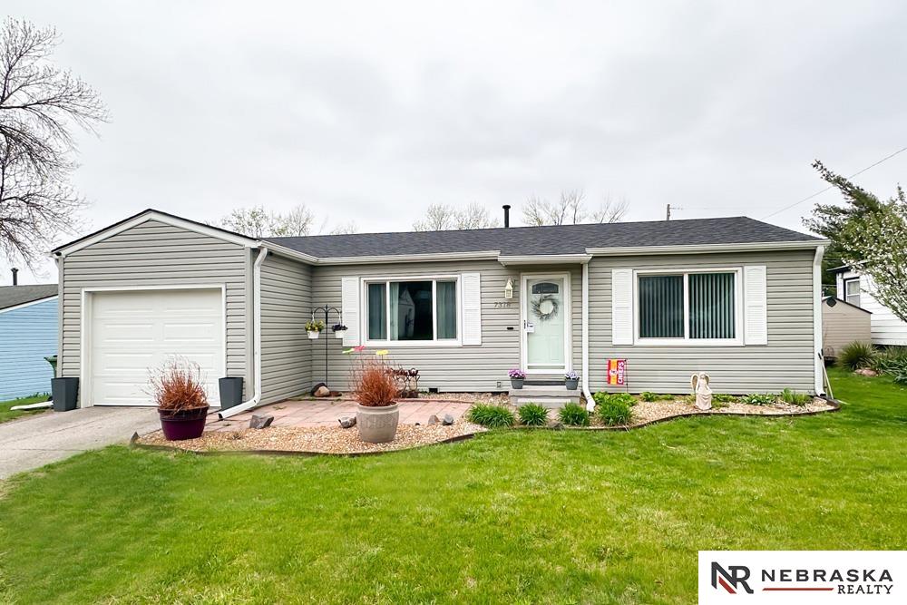 7318 S 41st Avenue, Bellevue, Nebraska image 1