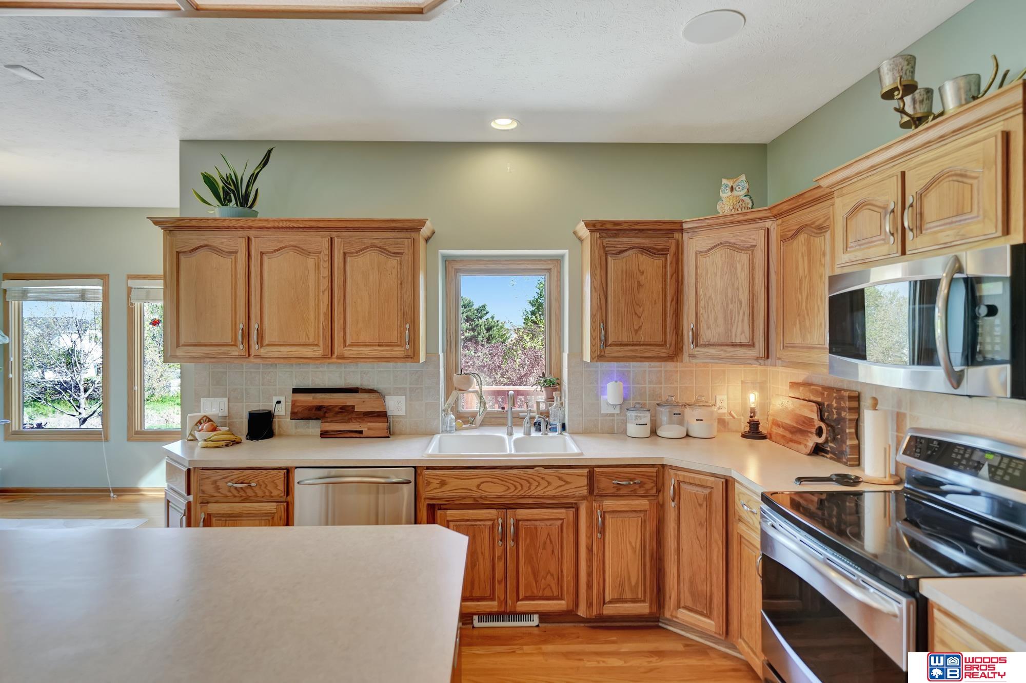 16528 Briar Street, Omaha, Nebraska image 14