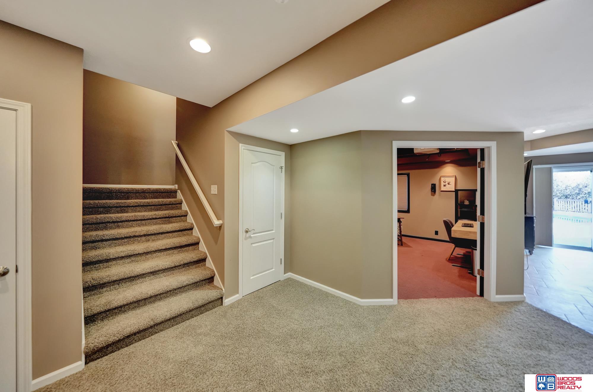16528 Briar Street, Omaha, Nebraska image 36