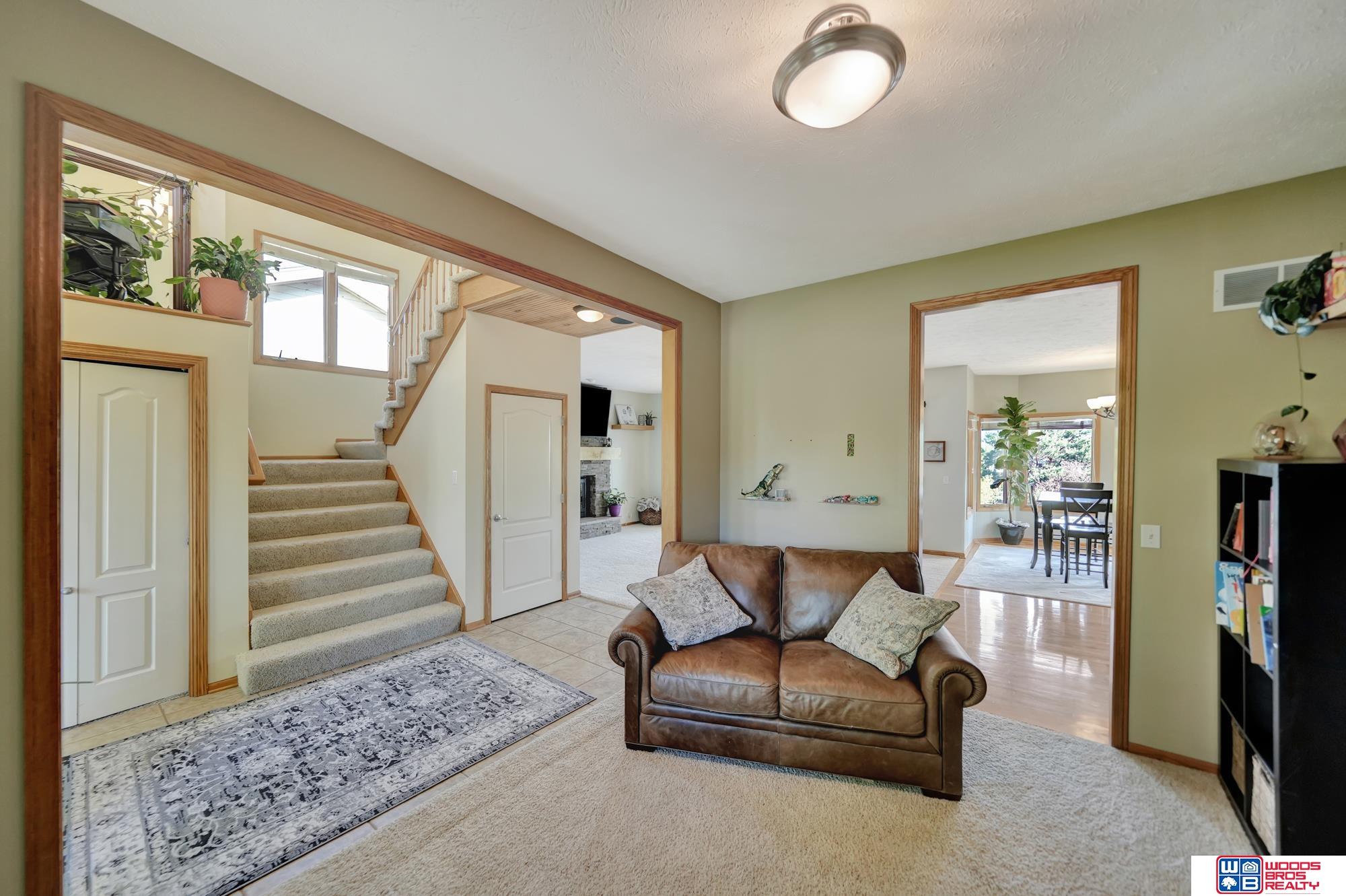 16528 Briar Street, Omaha, Nebraska image 7