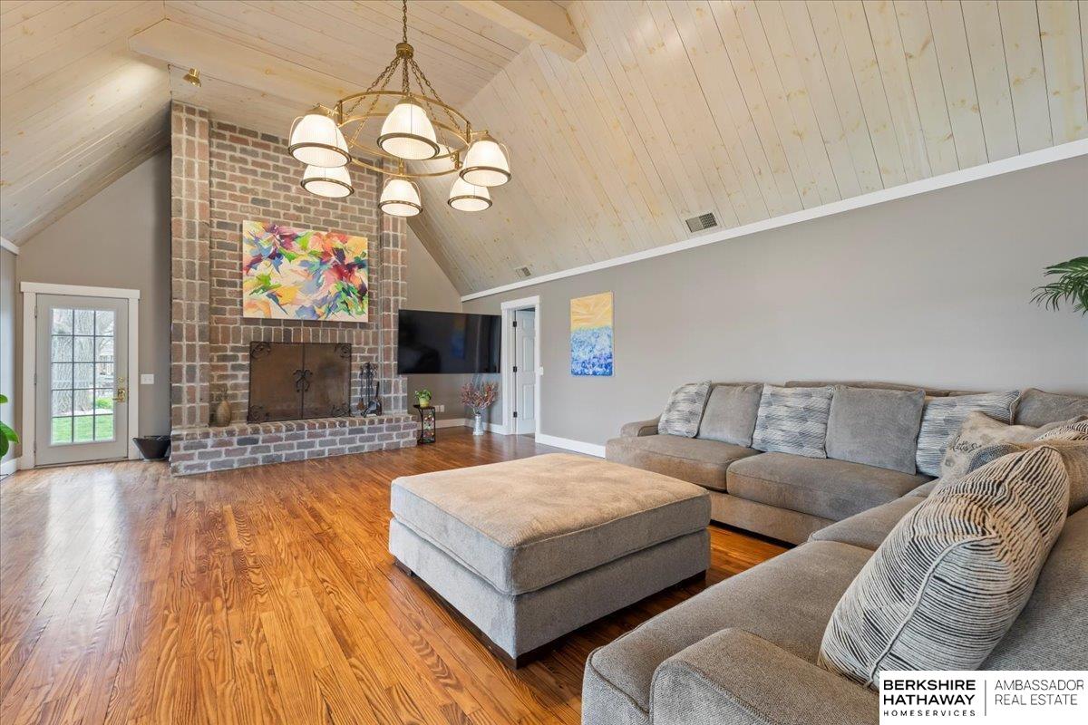 4614 N Shore Drive, Council Bluffs, Iowa image 12