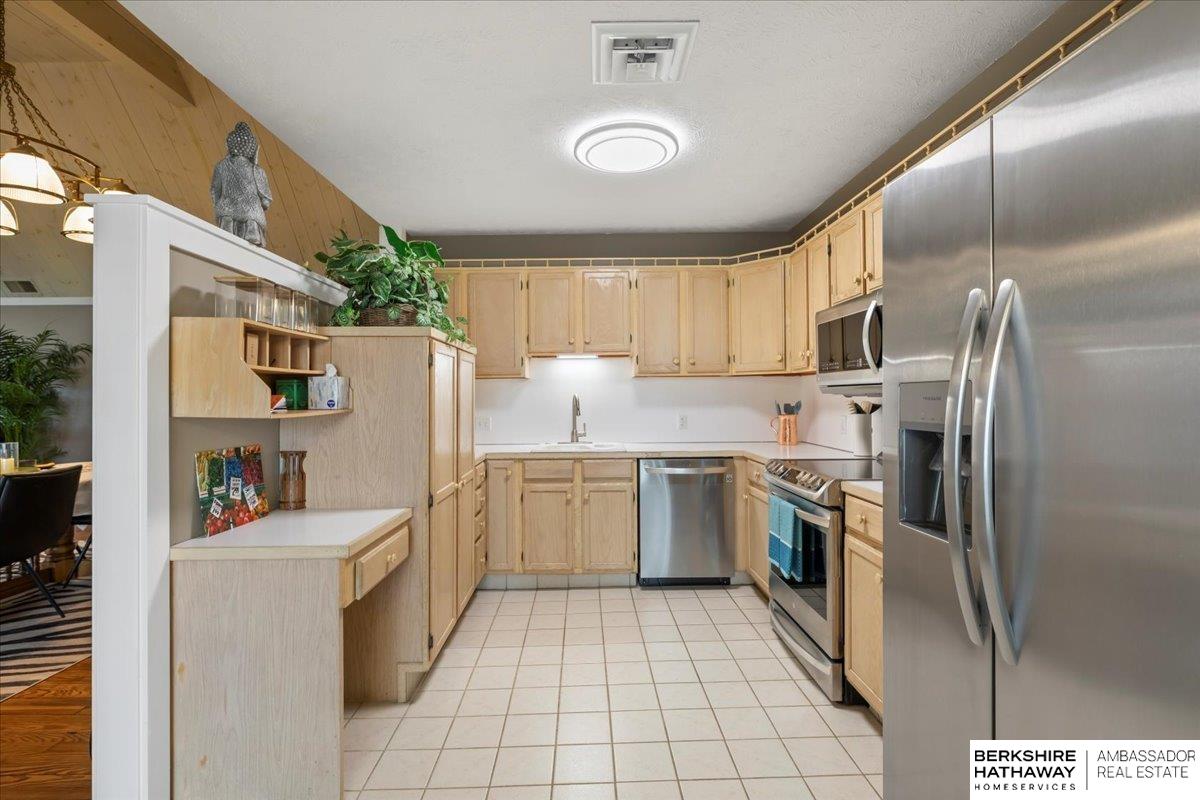 4614 N Shore Drive, Council Bluffs, Iowa image 21