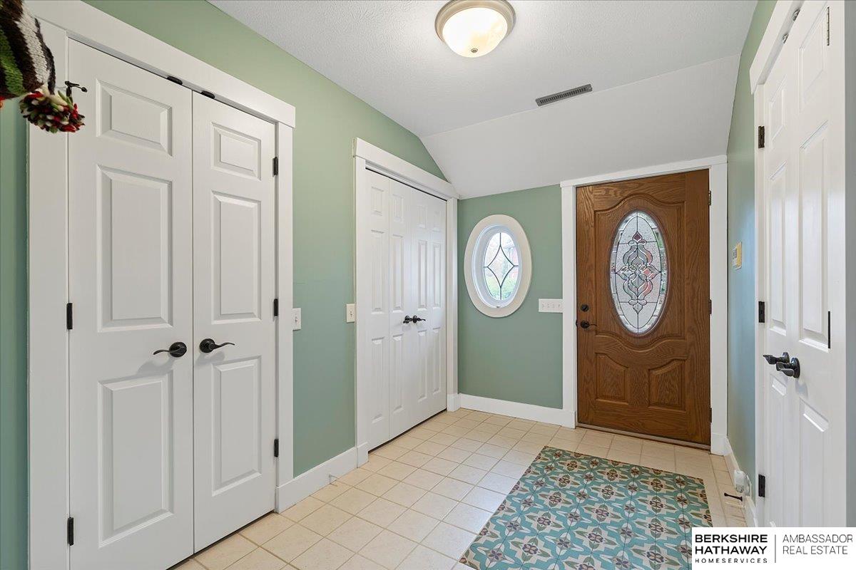 4614 N Shore Drive, Council Bluffs, Iowa image 6