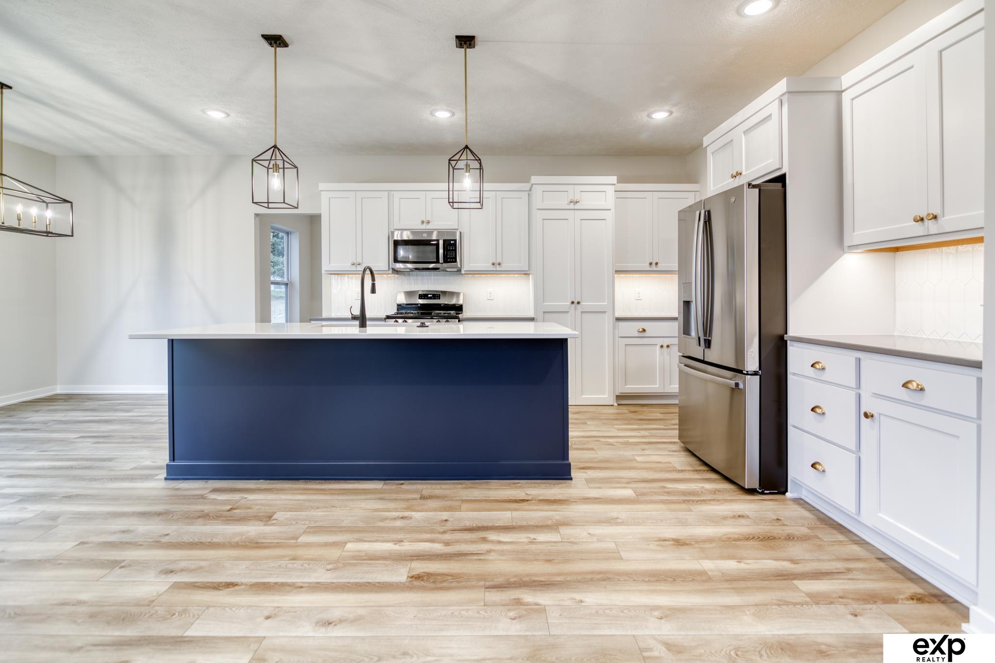 1834 Kara Way, Fremont, Nebraska image 3