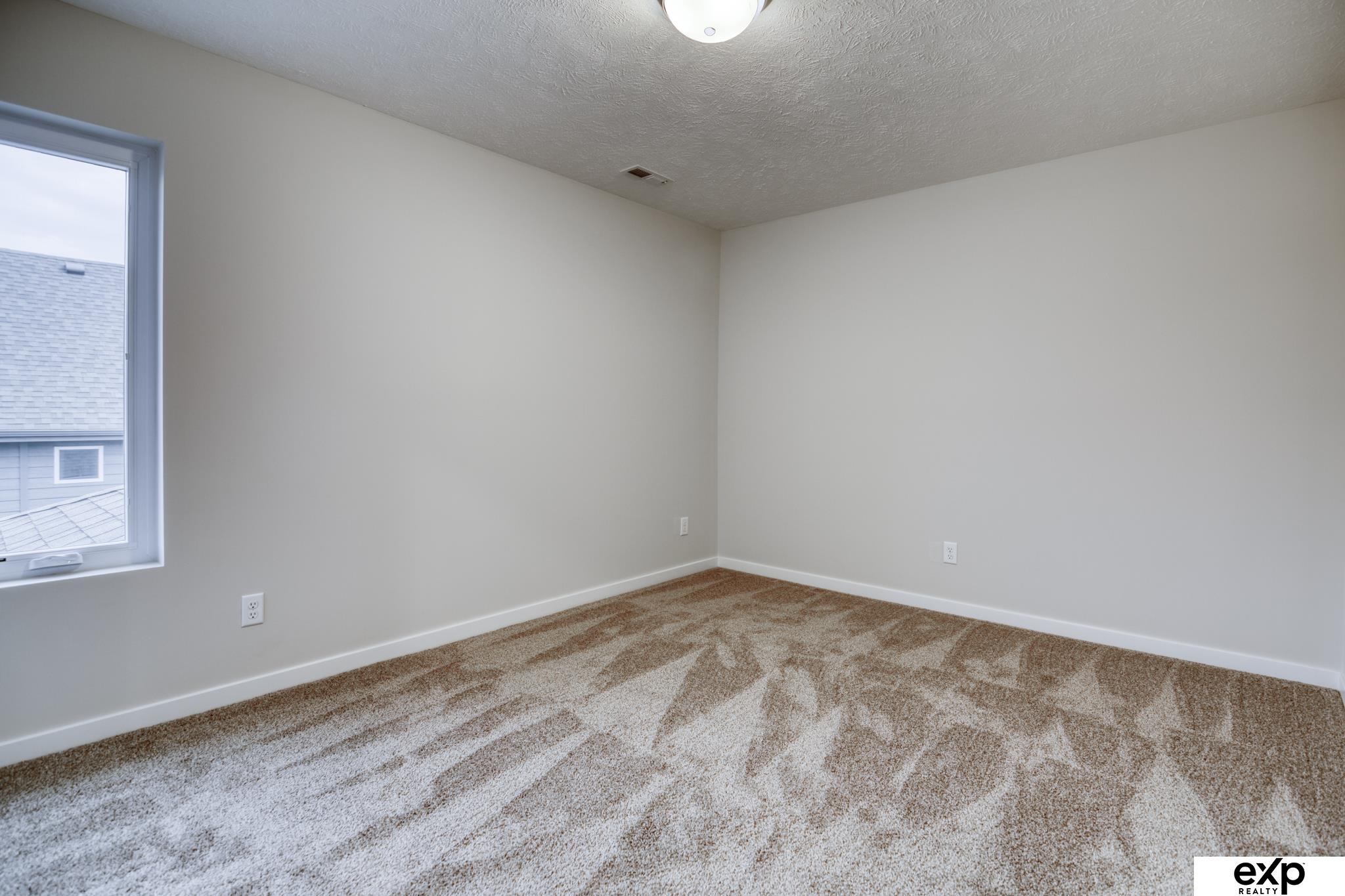 1834 Kara Way, Fremont, Nebraska image 21