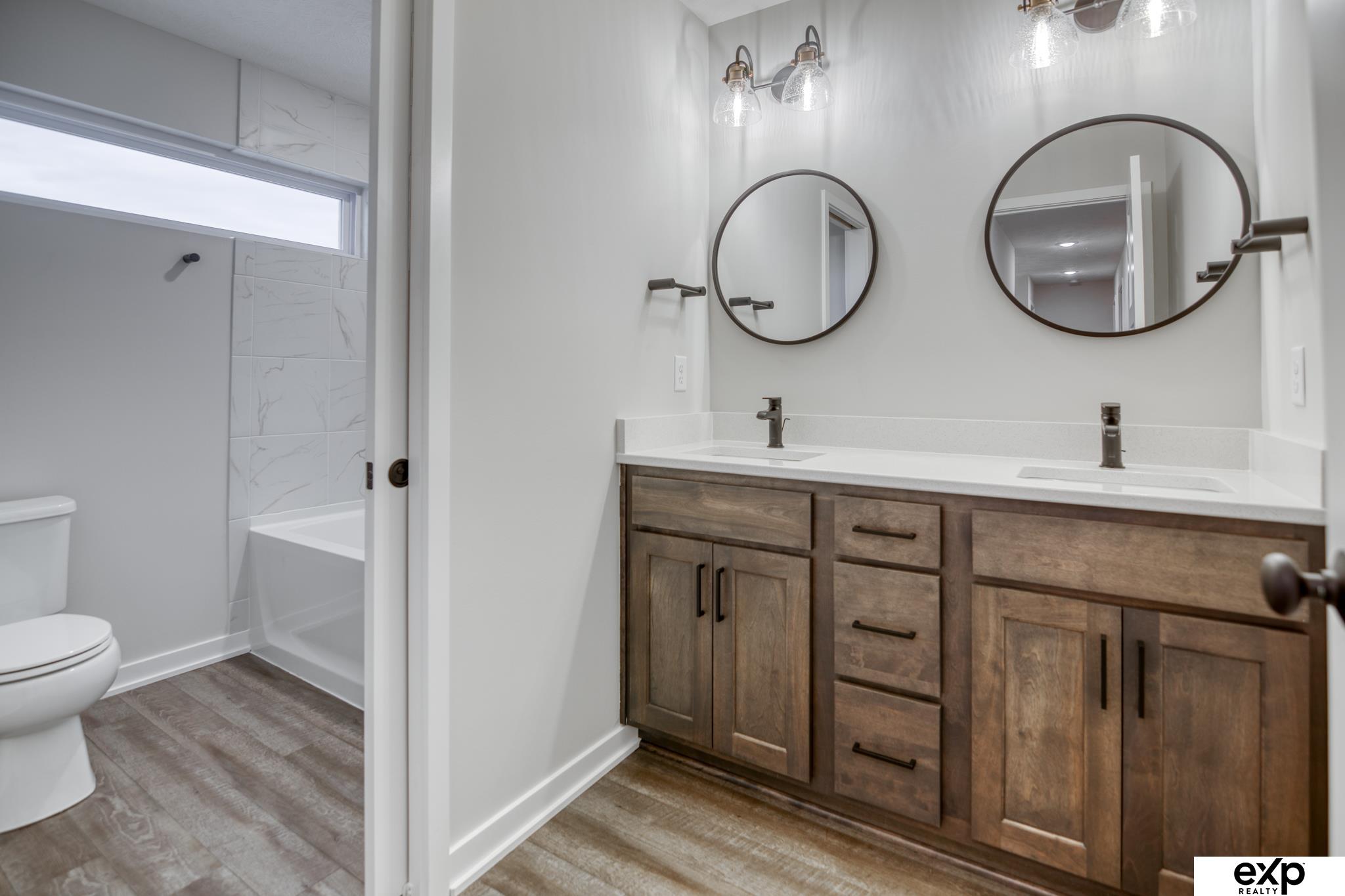 1834 Kara Way, Fremont, Nebraska image 37