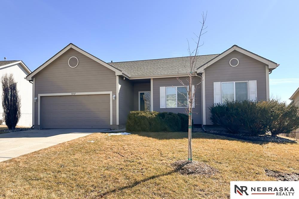10307 S 27th Street, Bellevue, Nebraska image 2