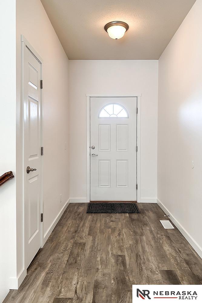 10307 S 27th Street, Bellevue, Nebraska image 3